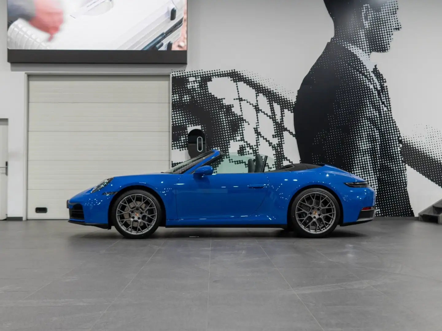 Porsche 911 Carrera Bleu - 2