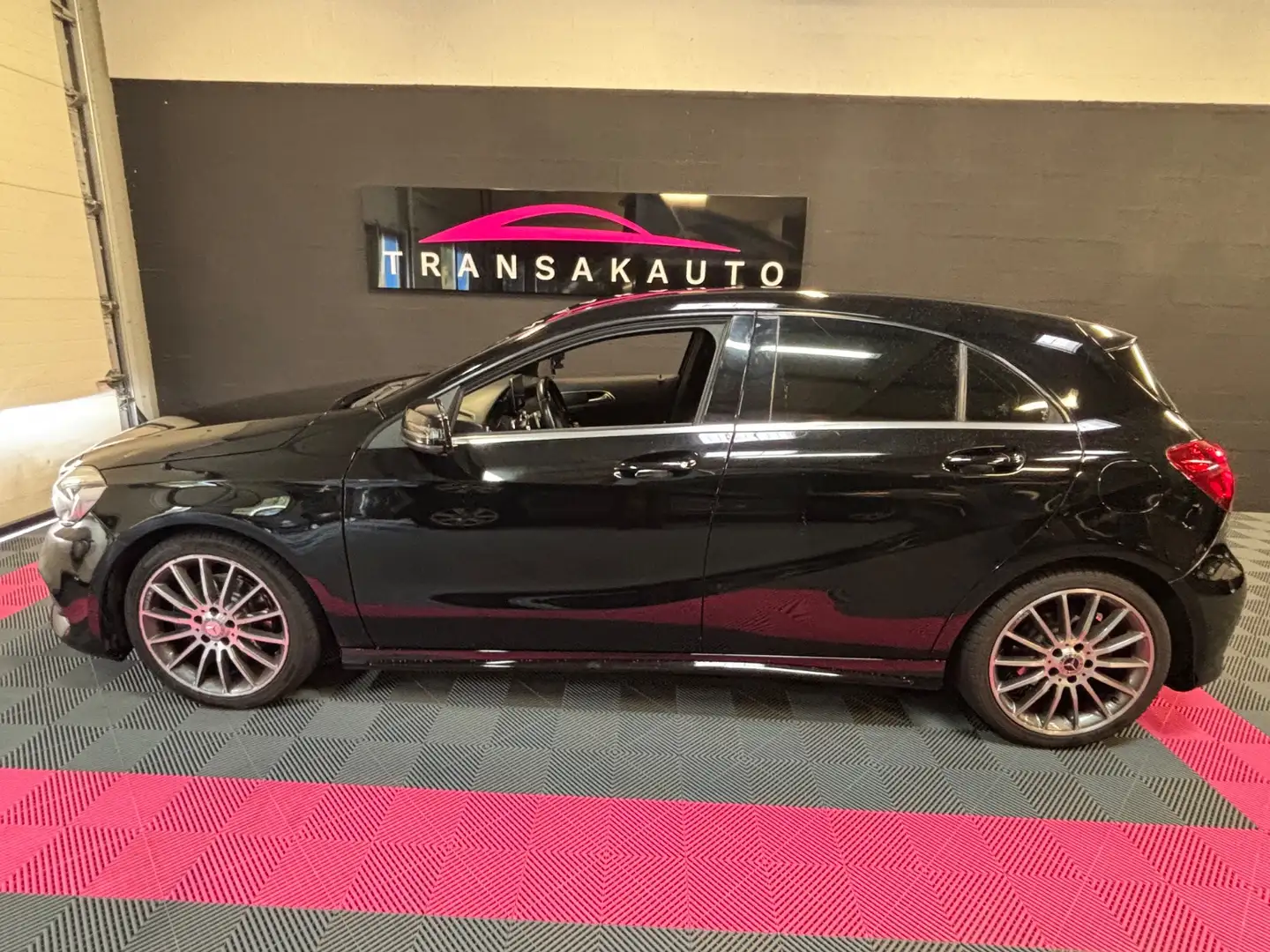 Mercedes-Benz A 180 Classe A 180 d 7G-DCT Fascination Schwarz - 2