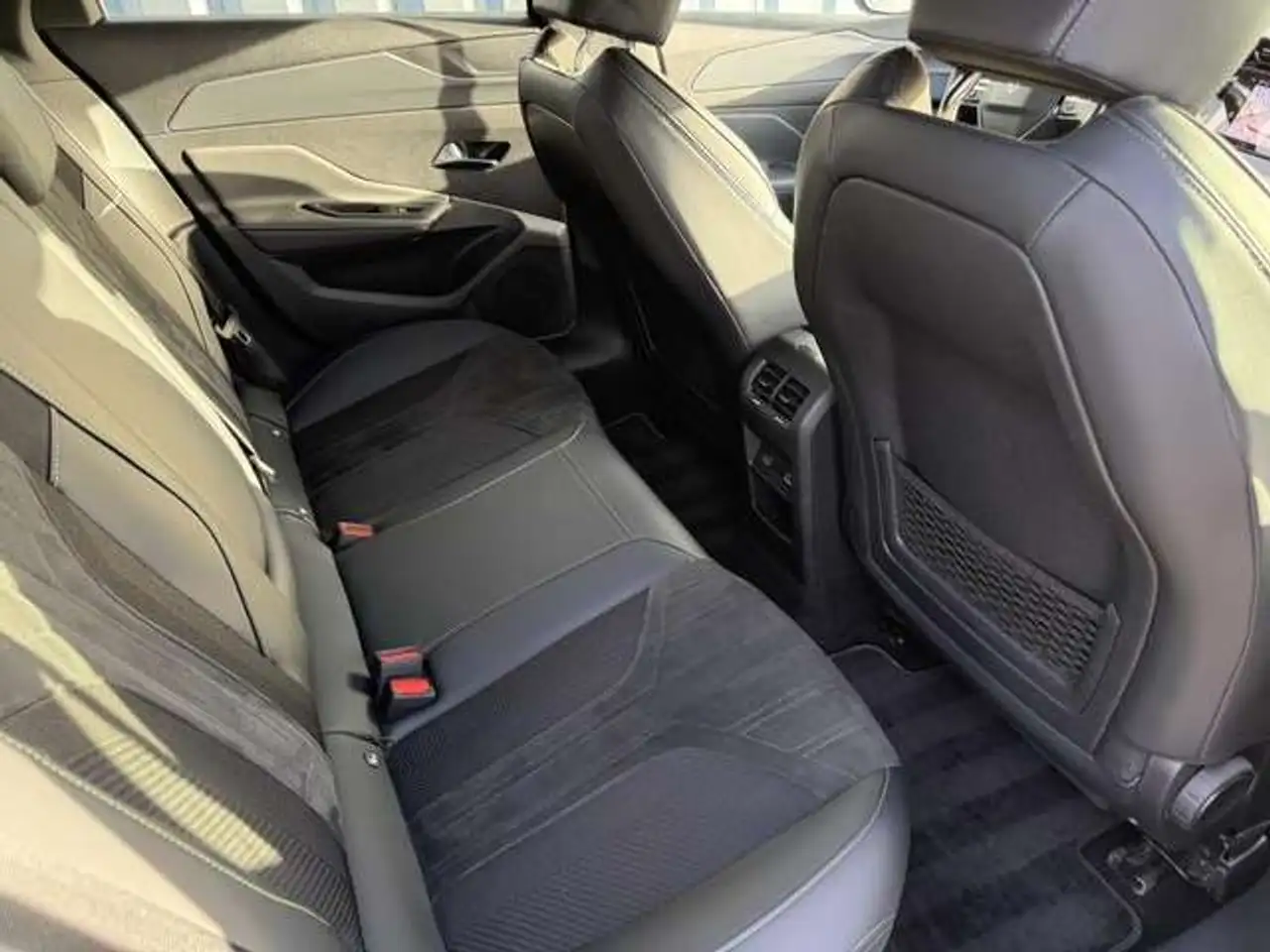 Peugeot 308 308 — photo 9