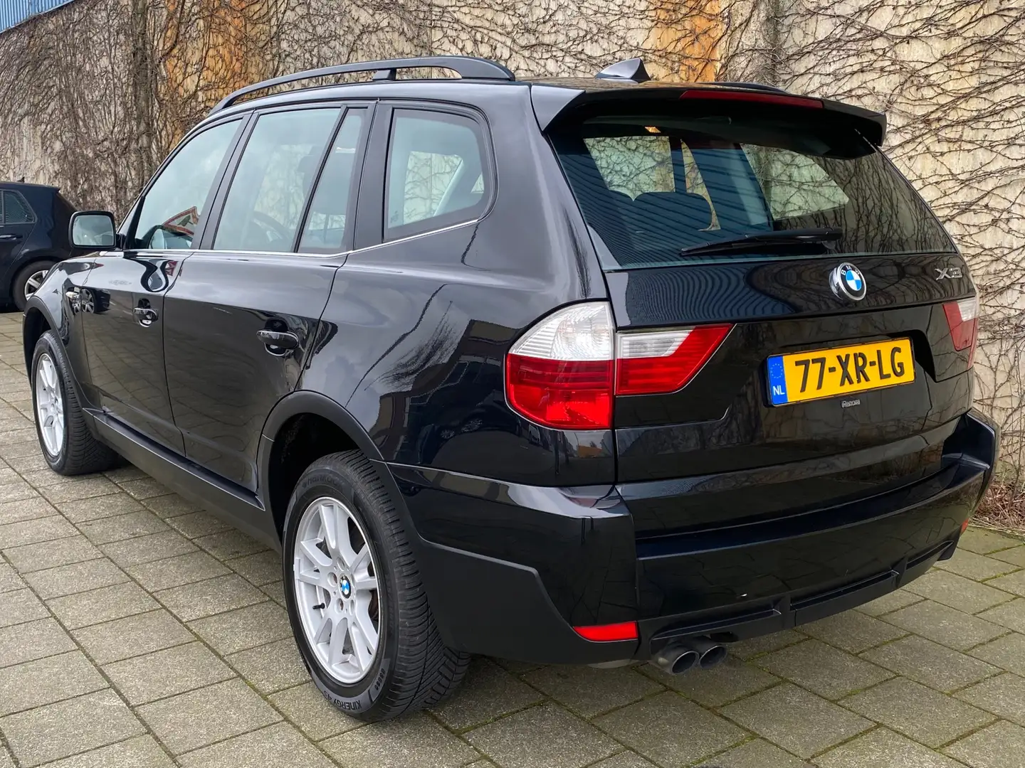 BMW X3 2.5si Business Line|Automaat|Navigatie|Climate Con Zwart - 2