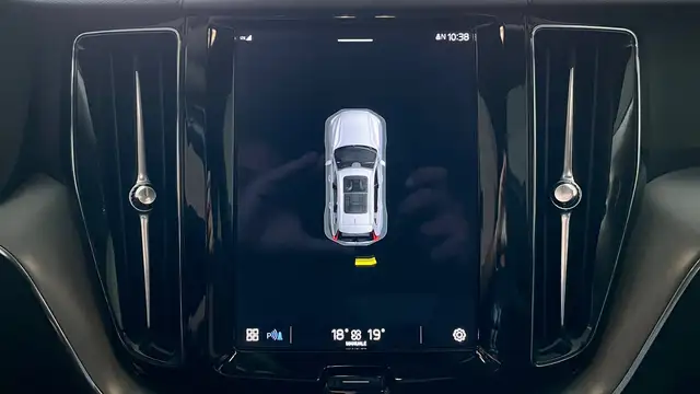 Volvo XC60 view 15