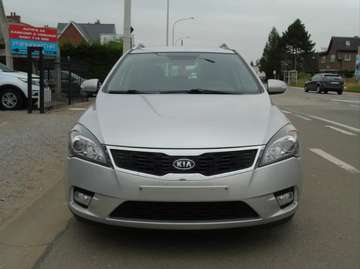 1.6 CRDi SW *Digitale Airco*6 Vts * EURO 5