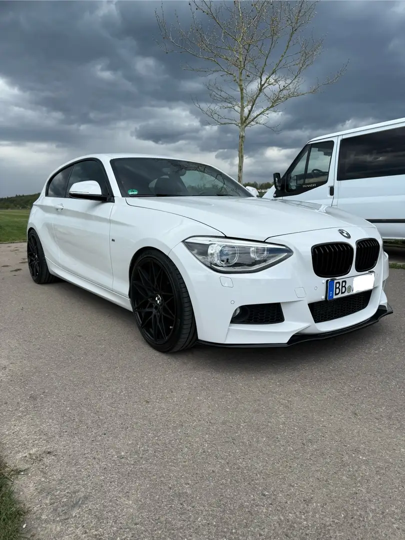 BMW 116 i M-Paket+8-Fach+Xenon+PDC+SHZ Blanco - 2