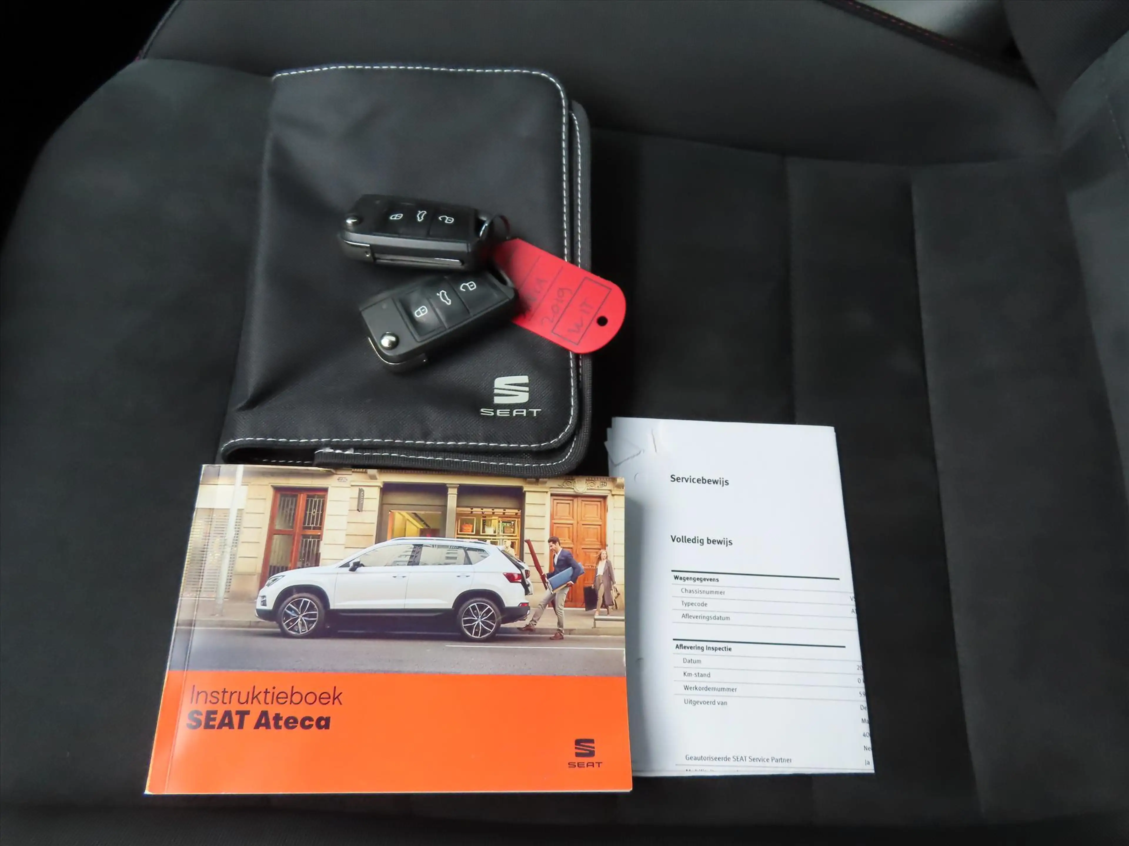 SEAT Ateca 1.5 EcoTSI 150pk FR Business Intense/ Parelmoer wi — photo 24