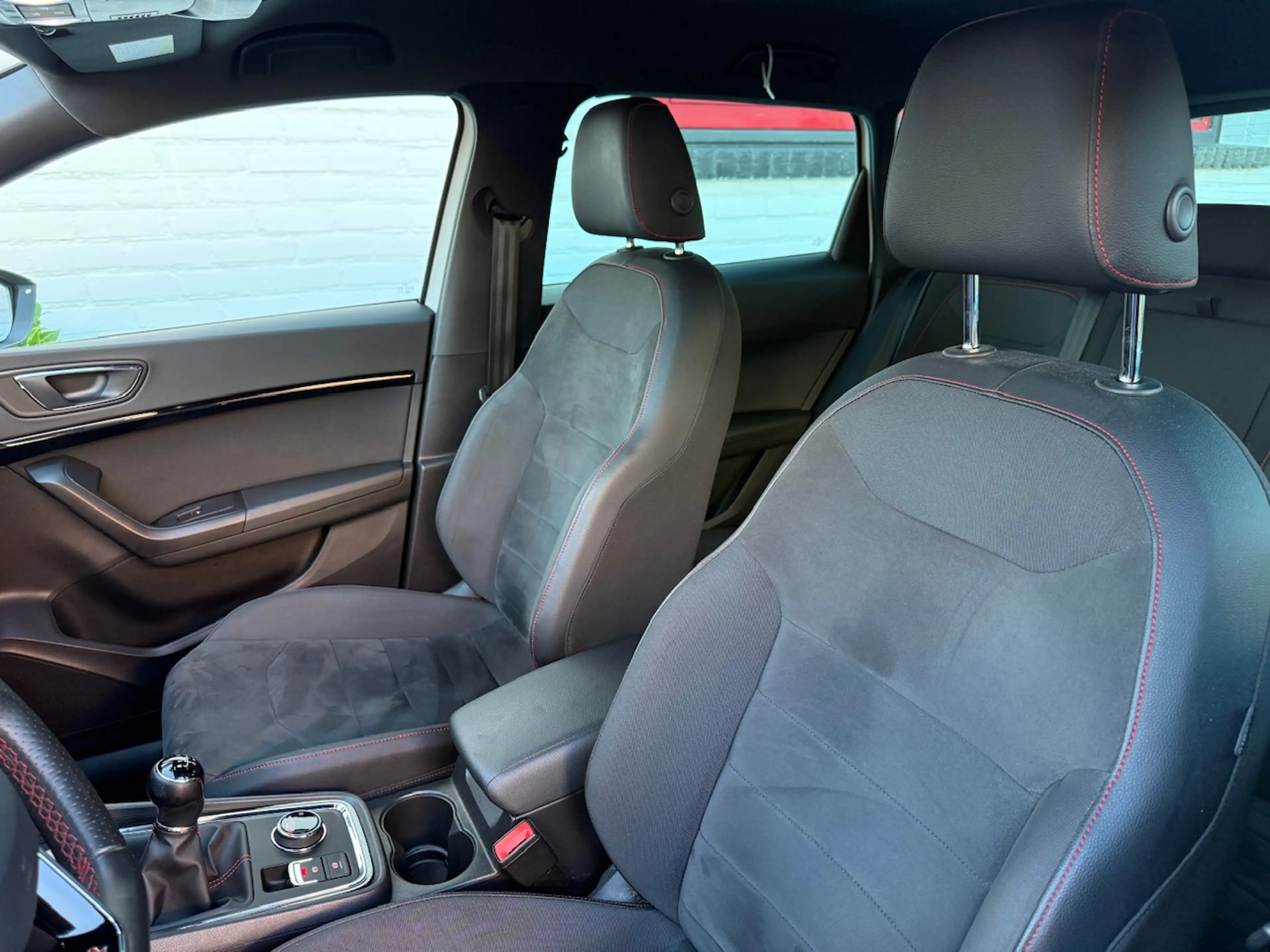 SEAT Ateca 1.5 EcoTSI 150pk FR Business Intense/ Parelmoer wi — photo 33