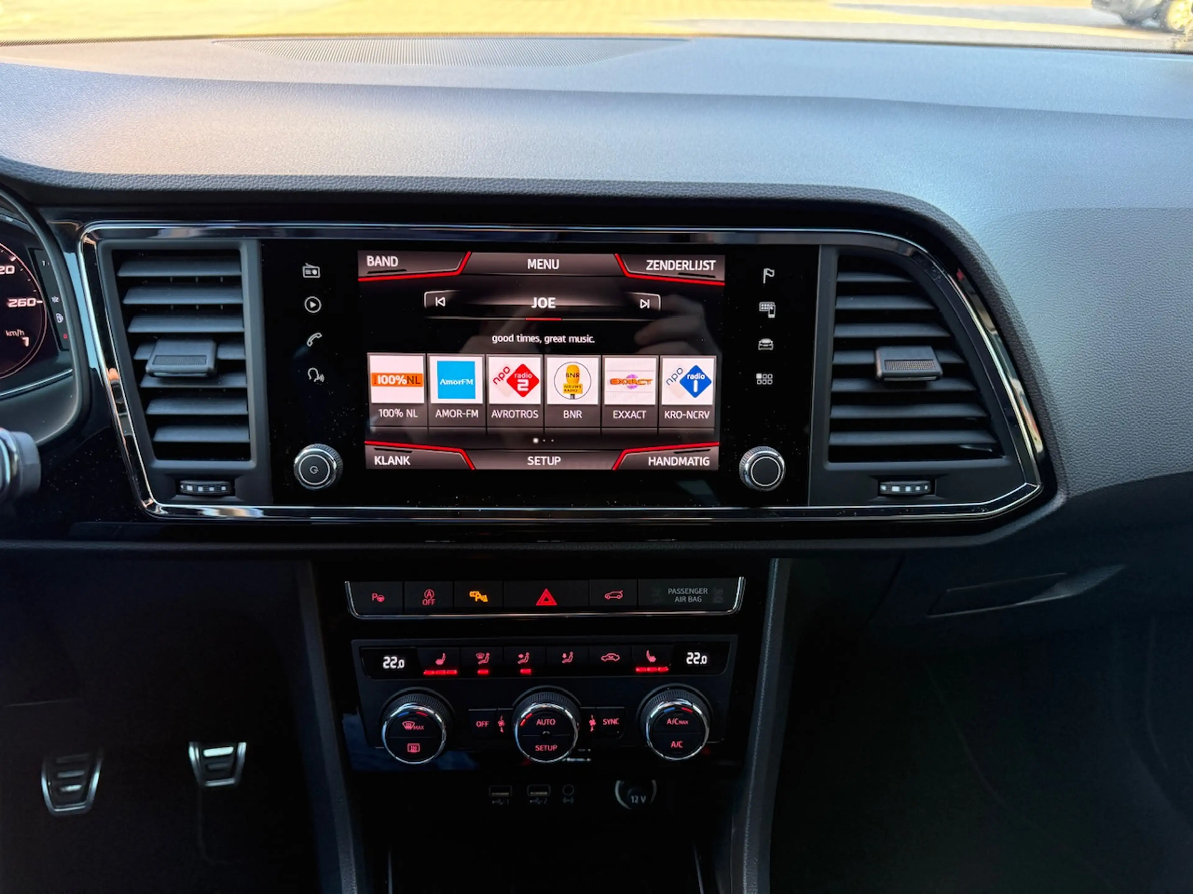 SEAT Ateca 1.5 EcoTSI 150pk FR Business Intense/ Parelmoer wi — photo 21
