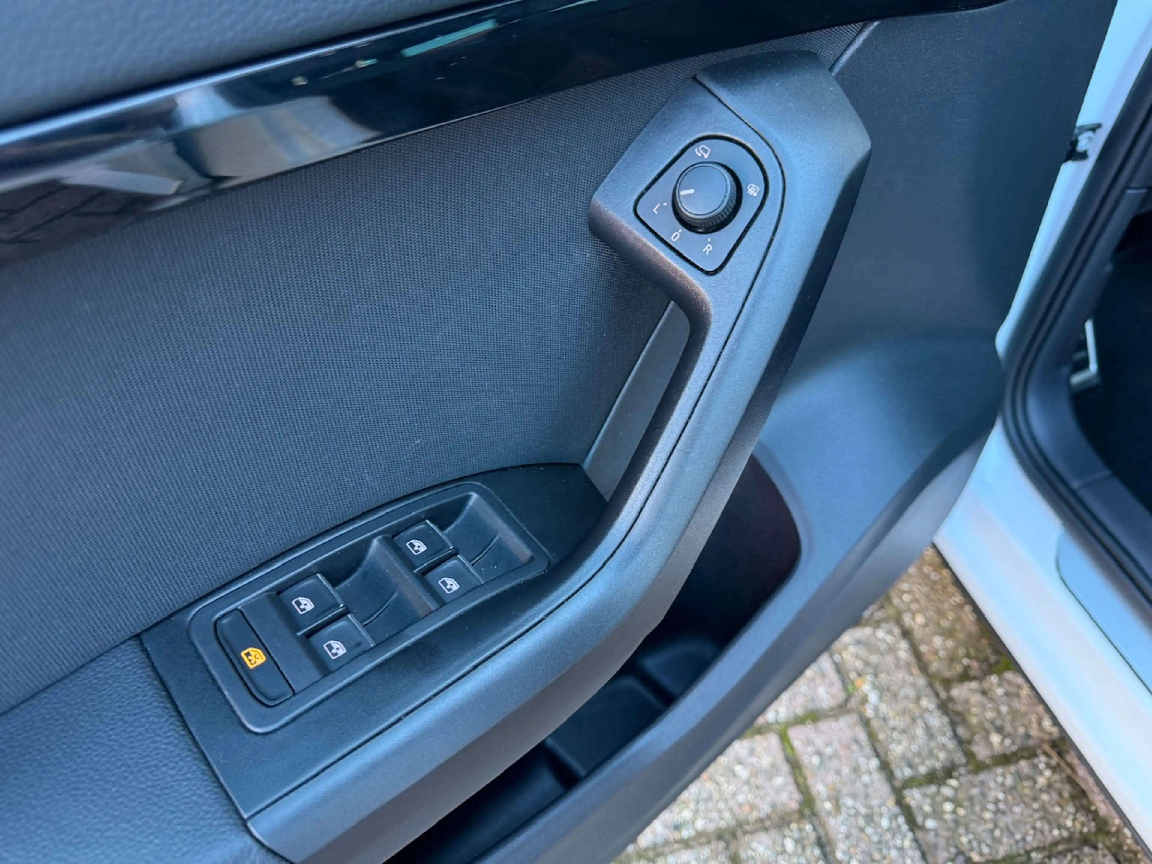 SEAT Ateca 1.5 EcoTSI 150pk FR Business Intense/ Parelmoer wi — photo 31