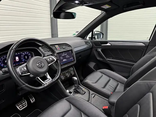 Volkswagen Tiguan view 15