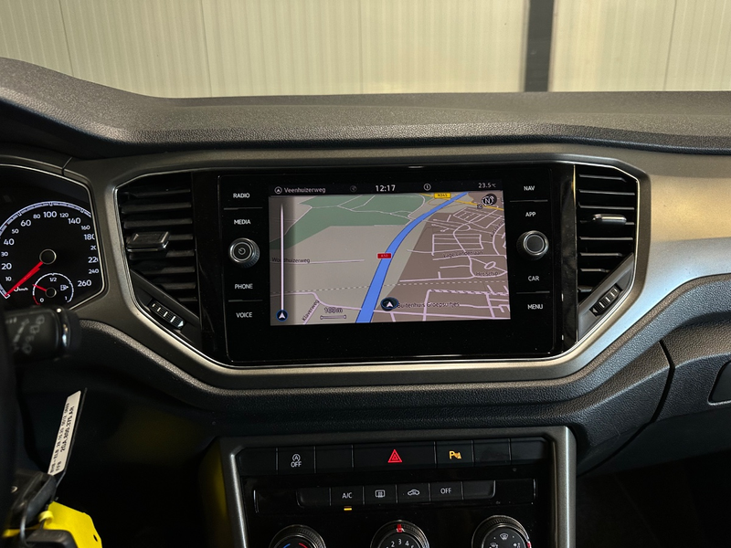 Volkswagen T-Roc 1.5 TSI | Style Business | Airco | Navi | Carplay — photo 19