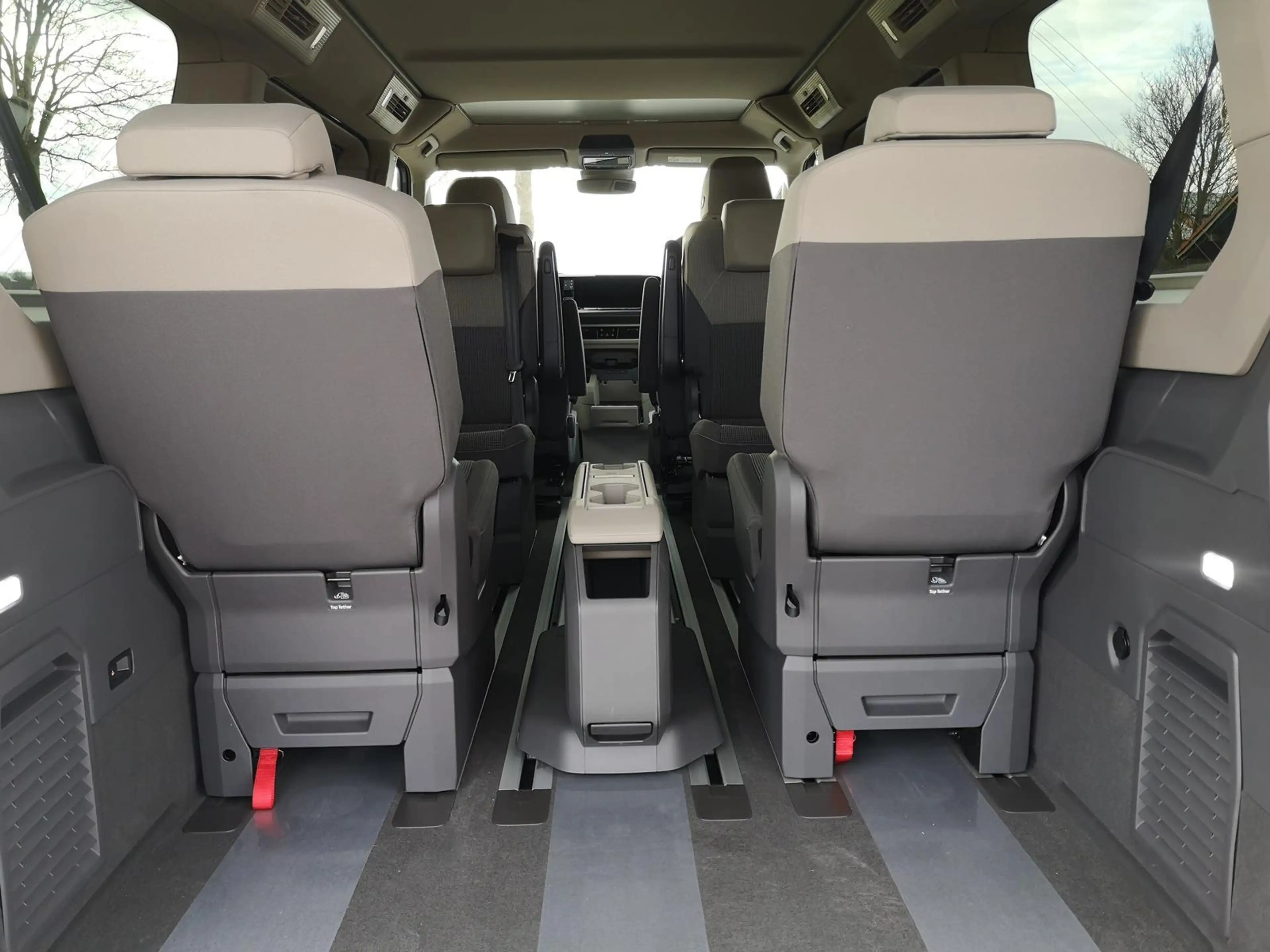 Volkswagen T7 California Beach 2.0TDI DSG GV5 Elegance+ 110 kW (150 PS),... — photo 11