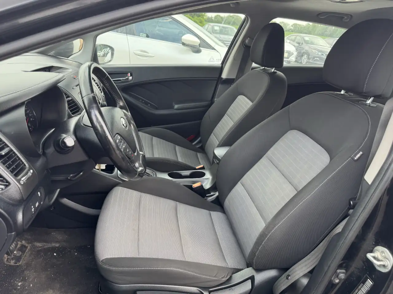 Kia Forte fotografie Kia Forte