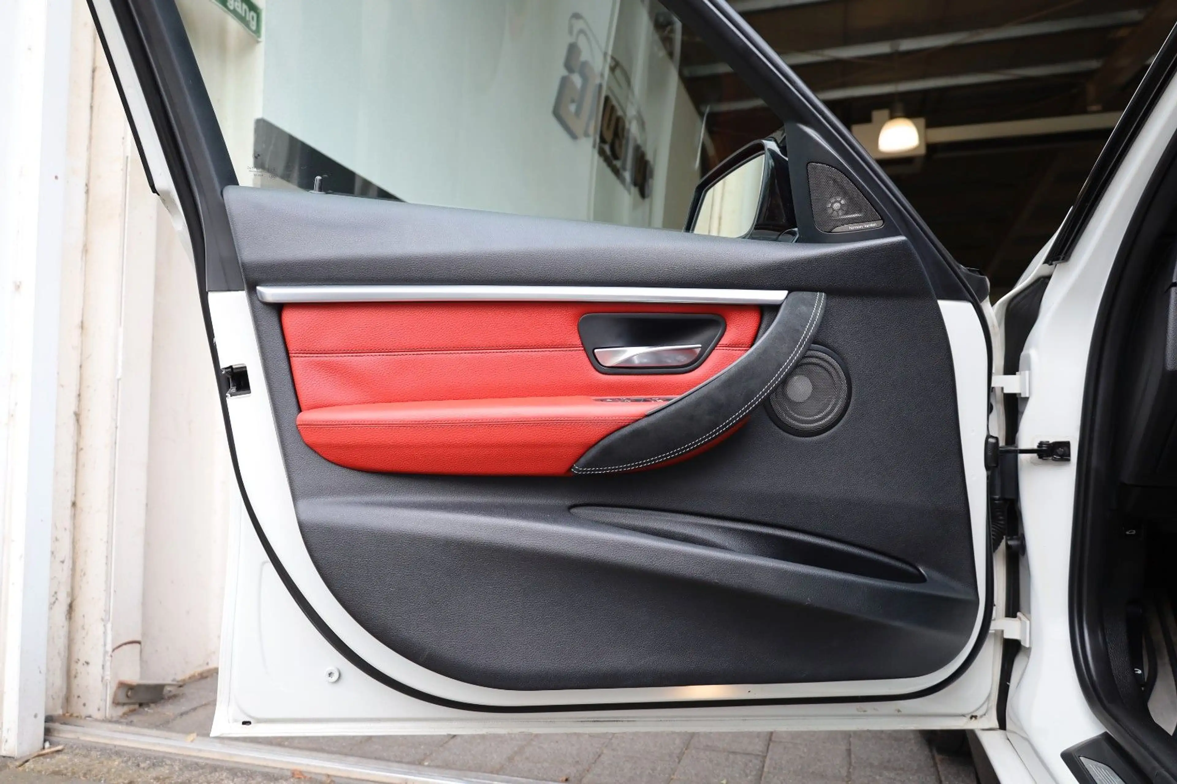 BMW 340 i/M/OLED/HK/HUD/KAMERA/PDC/BTH/AMBIE/SBD/R20 — photo 9