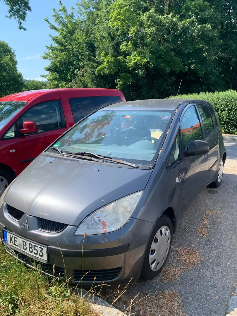 Mitsubishi Colt Colt 1.1Invite Grau - 2