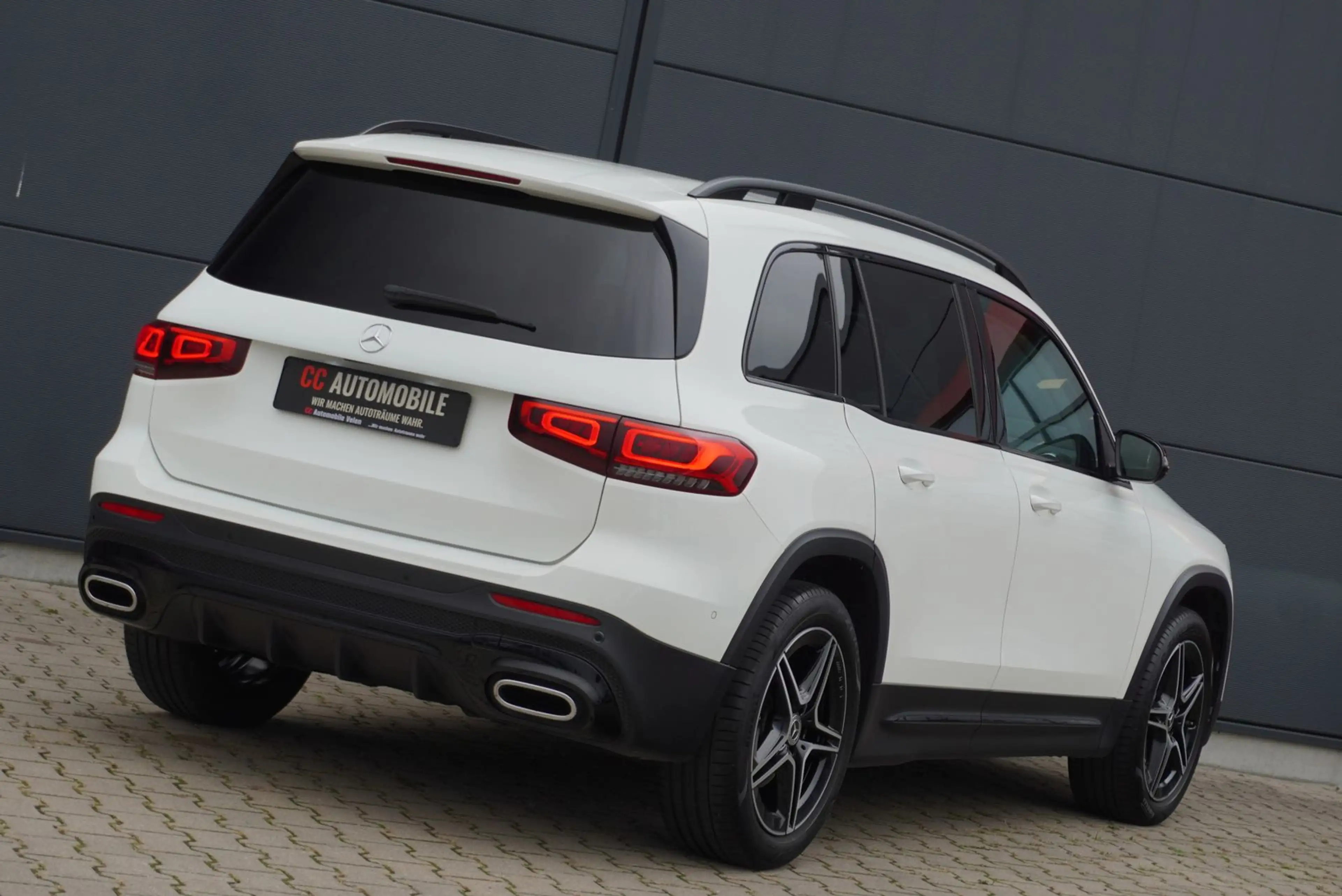 Mercedes-Benz GLB 220 d 4Matic AMG Line/Kamera/Multibeam/Navi/ — photo 6