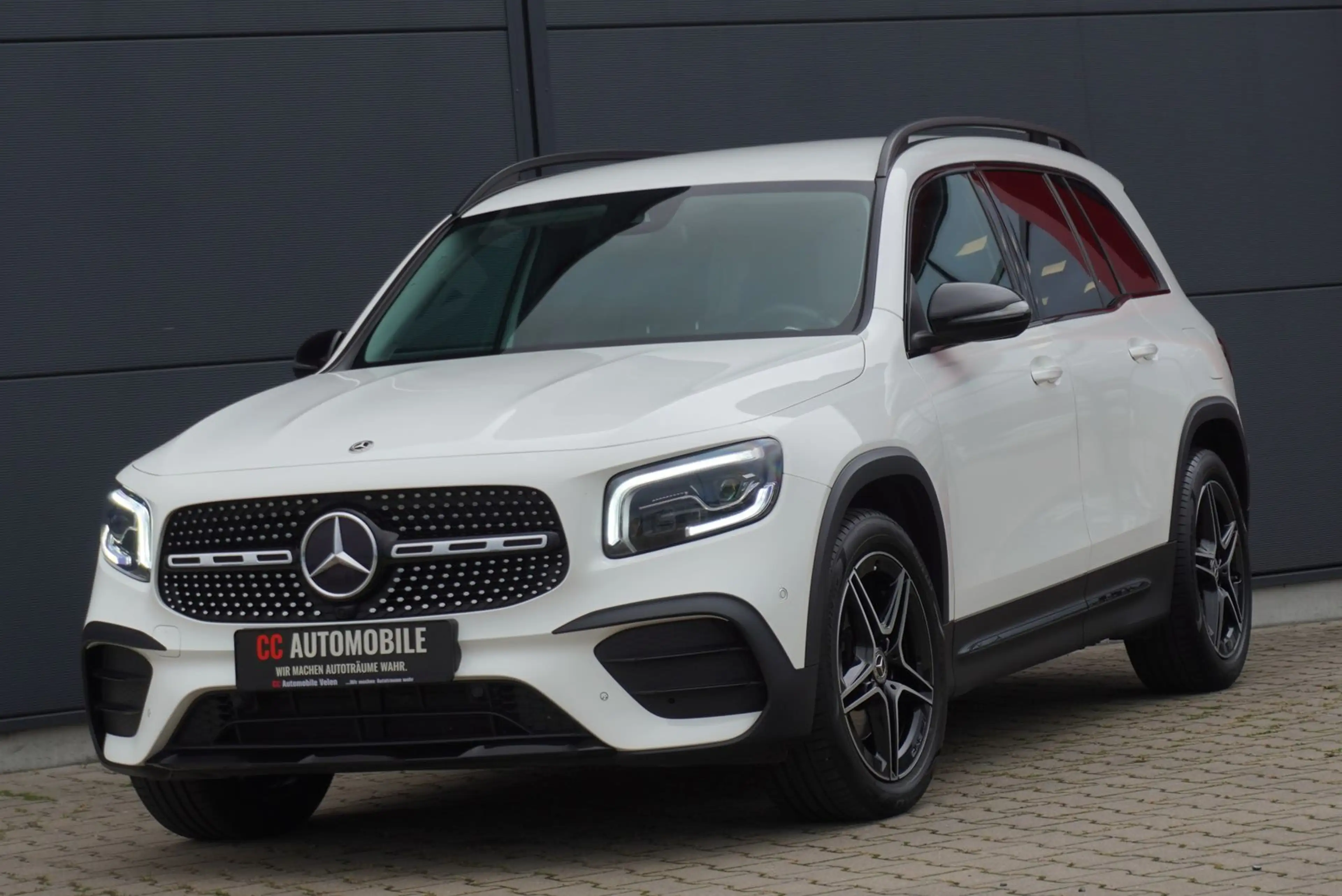 Mercedes-Benz GLB 220 d 4Matic AMG Line/Kamera/Multibeam/Navi/ — photo 3