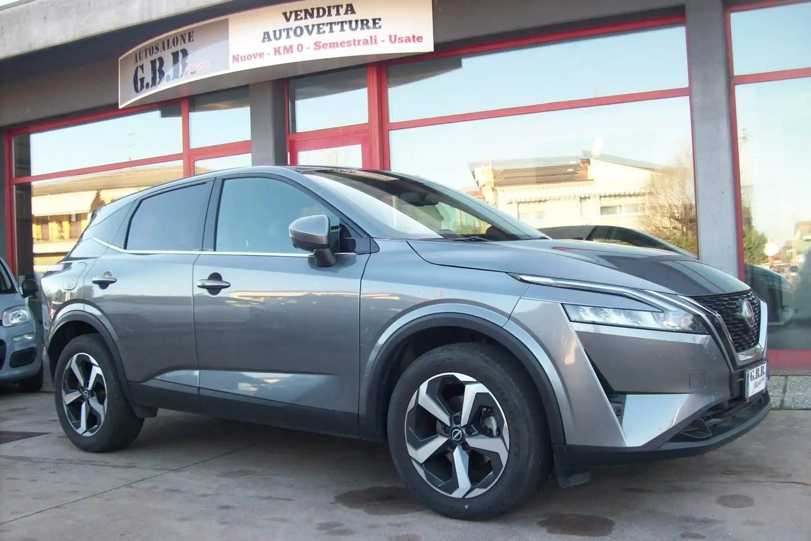 Nissan Qashqai Qashqai 1.3 mhev N-Connecta 2wd 140cv Promo!!! Gris - 1
