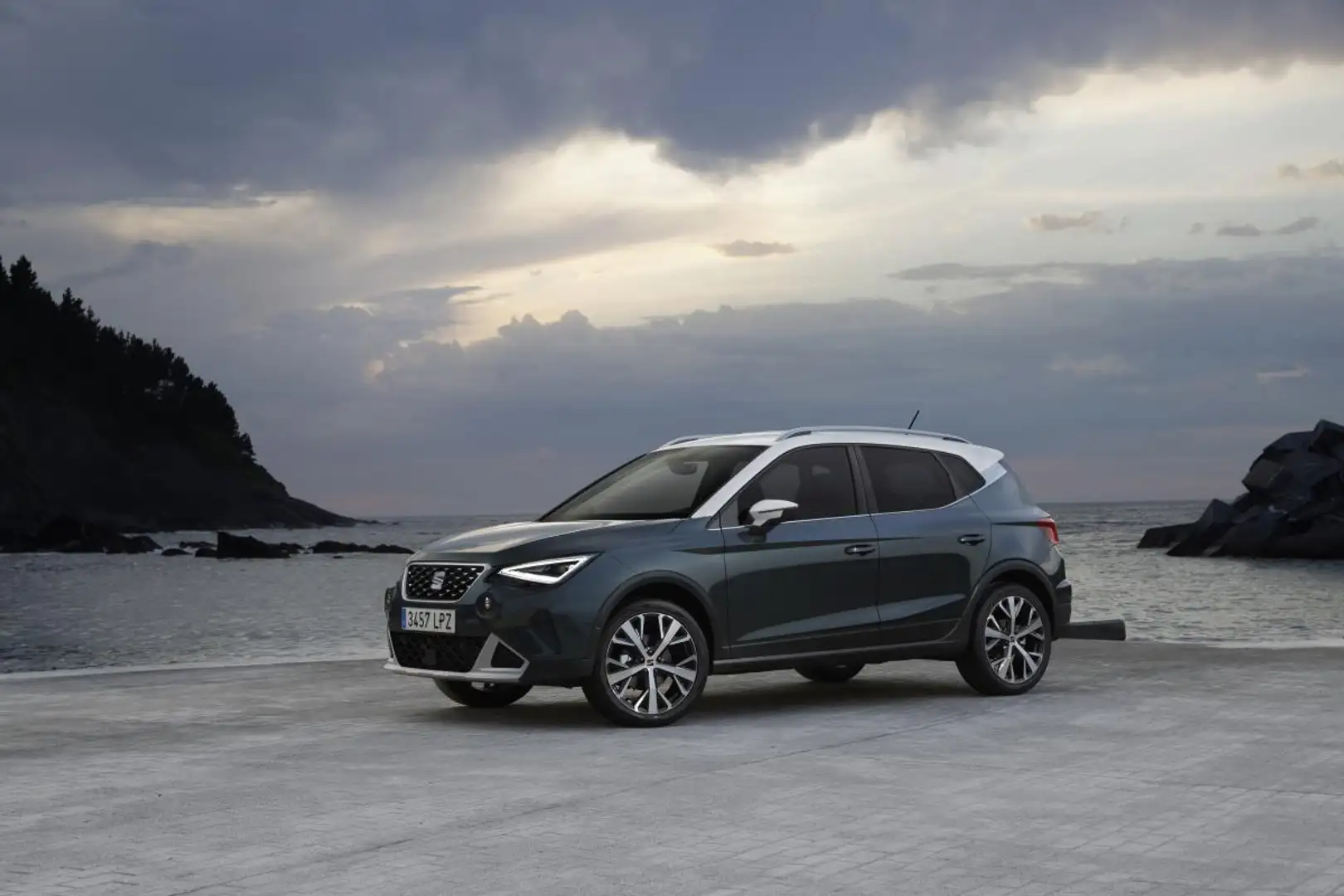 SEAT Arona Road Edition 1.0 TSI 85KW (116 PS) 6-Gang**LOYALIS Blau - 2
