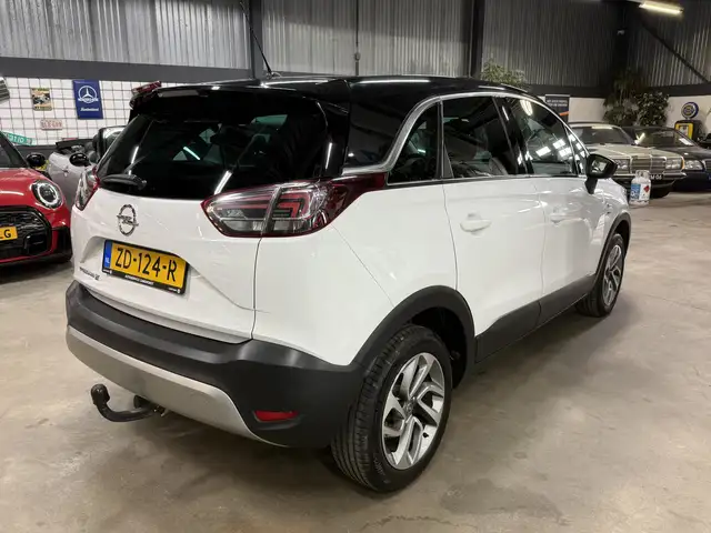 Opel Crossland X view 4