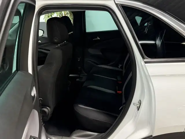 Opel Crossland X view 8