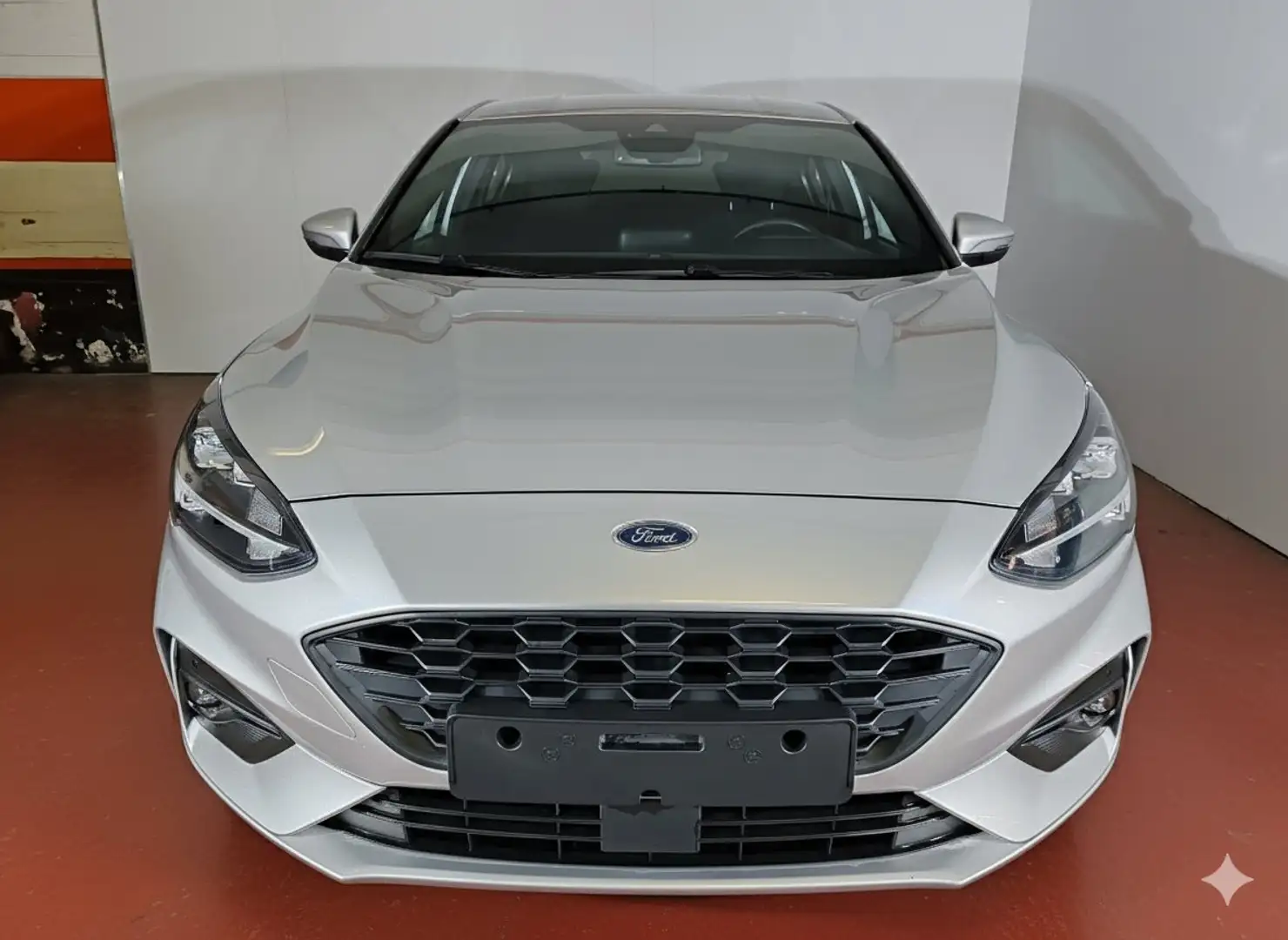 Ford Focus 1.0 EcoBoost 125cv 5p ST-Line + Navi + Led Silber - 2