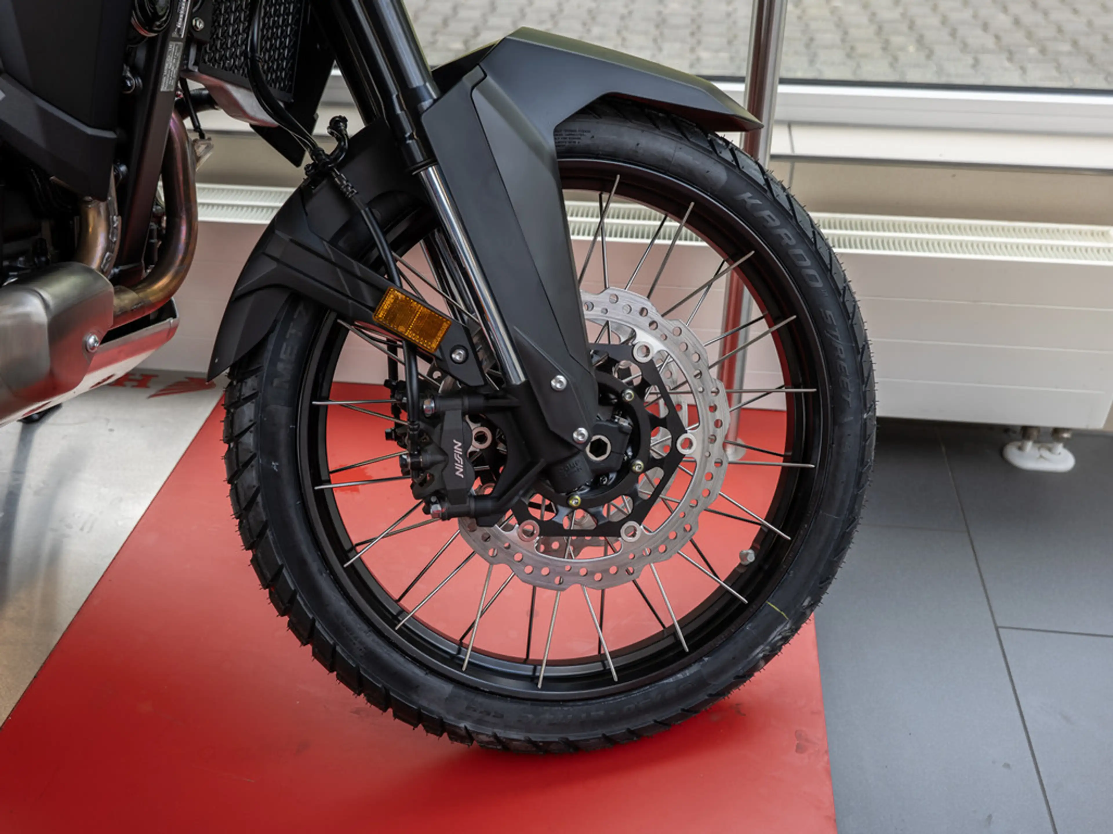 Honda CRF 1100 L Africa Twin LED SCHEINWERFER — photo 5