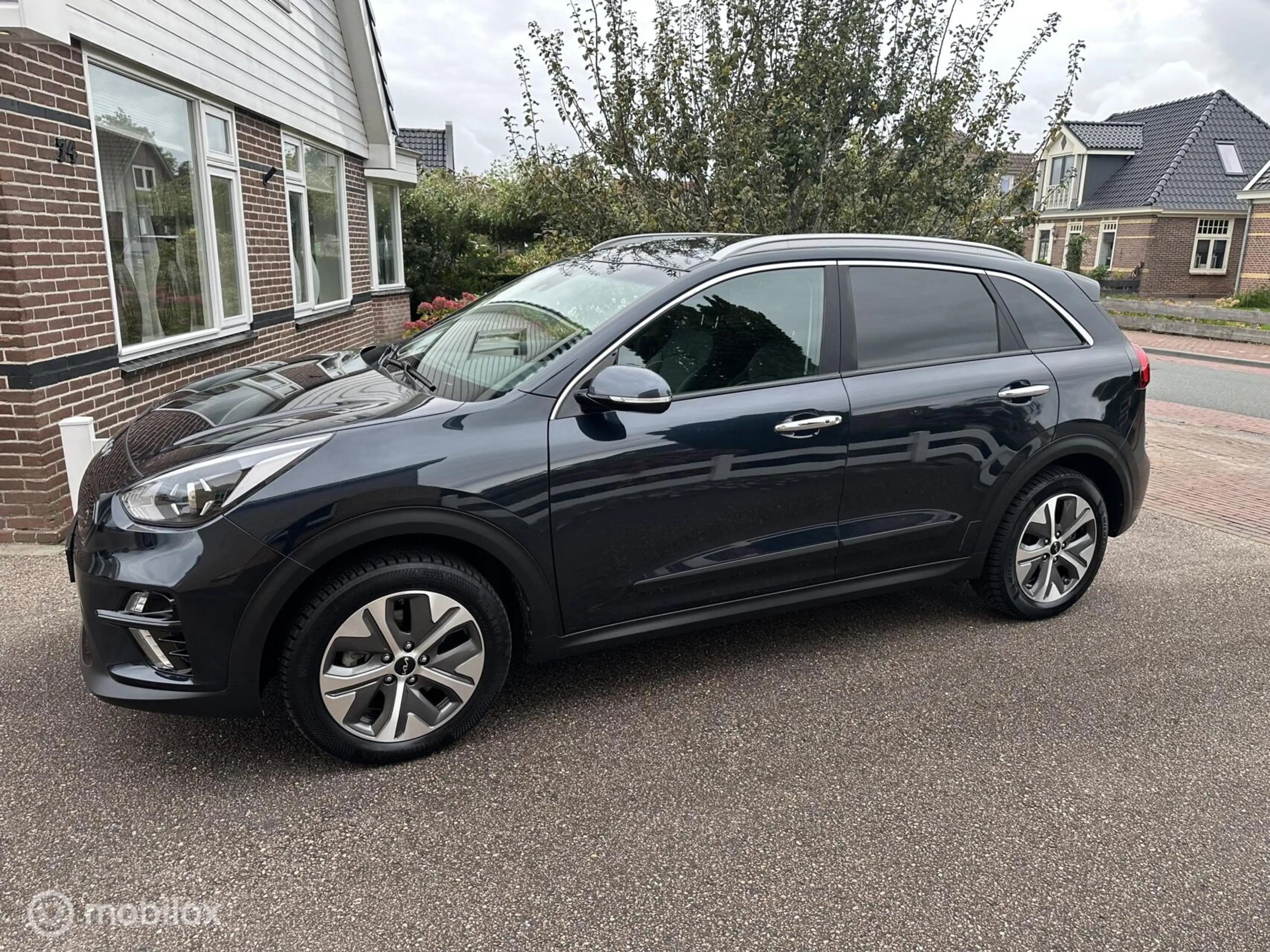 Kia e-Niro Edition 64 kWh 3-FASE ACHTERUITRIJ CAMERA CARPLAY — photo 2