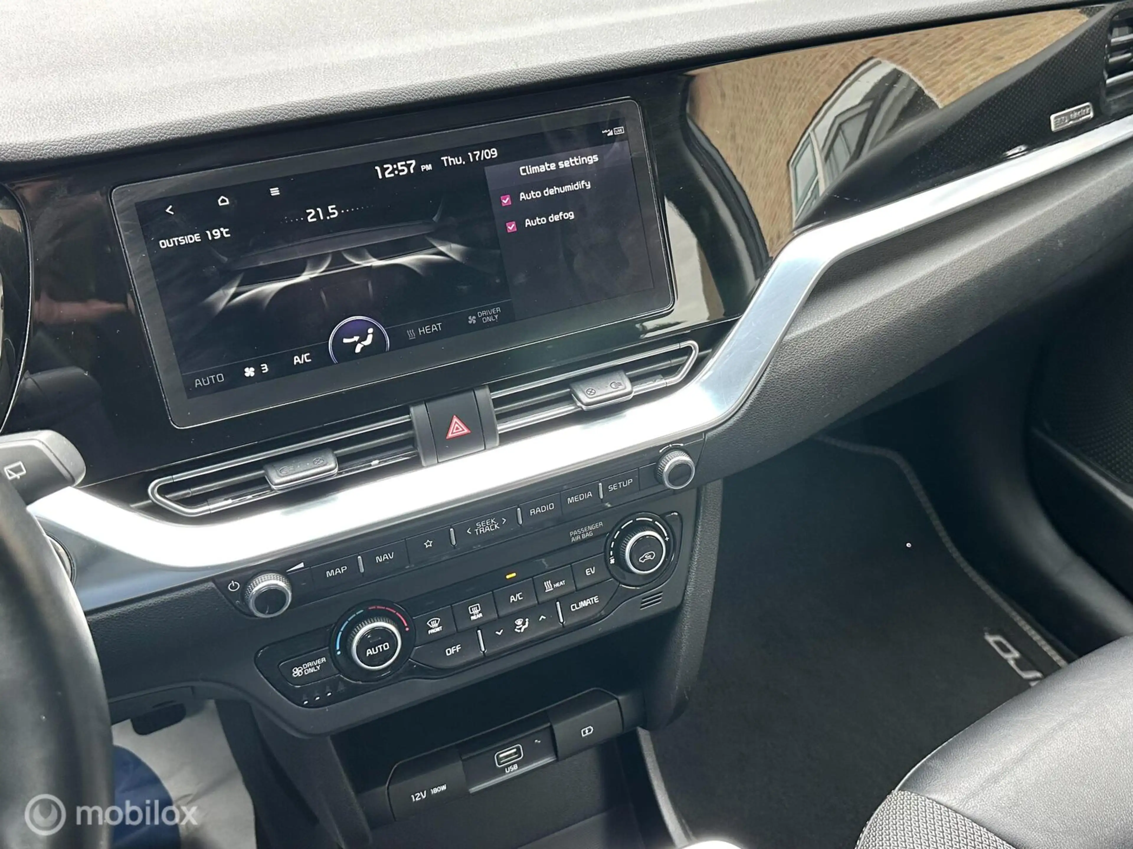 Kia e-Niro Edition 64 kWh 3-FASE ACHTERUITRIJ CAMERA CARPLAY — photo 13