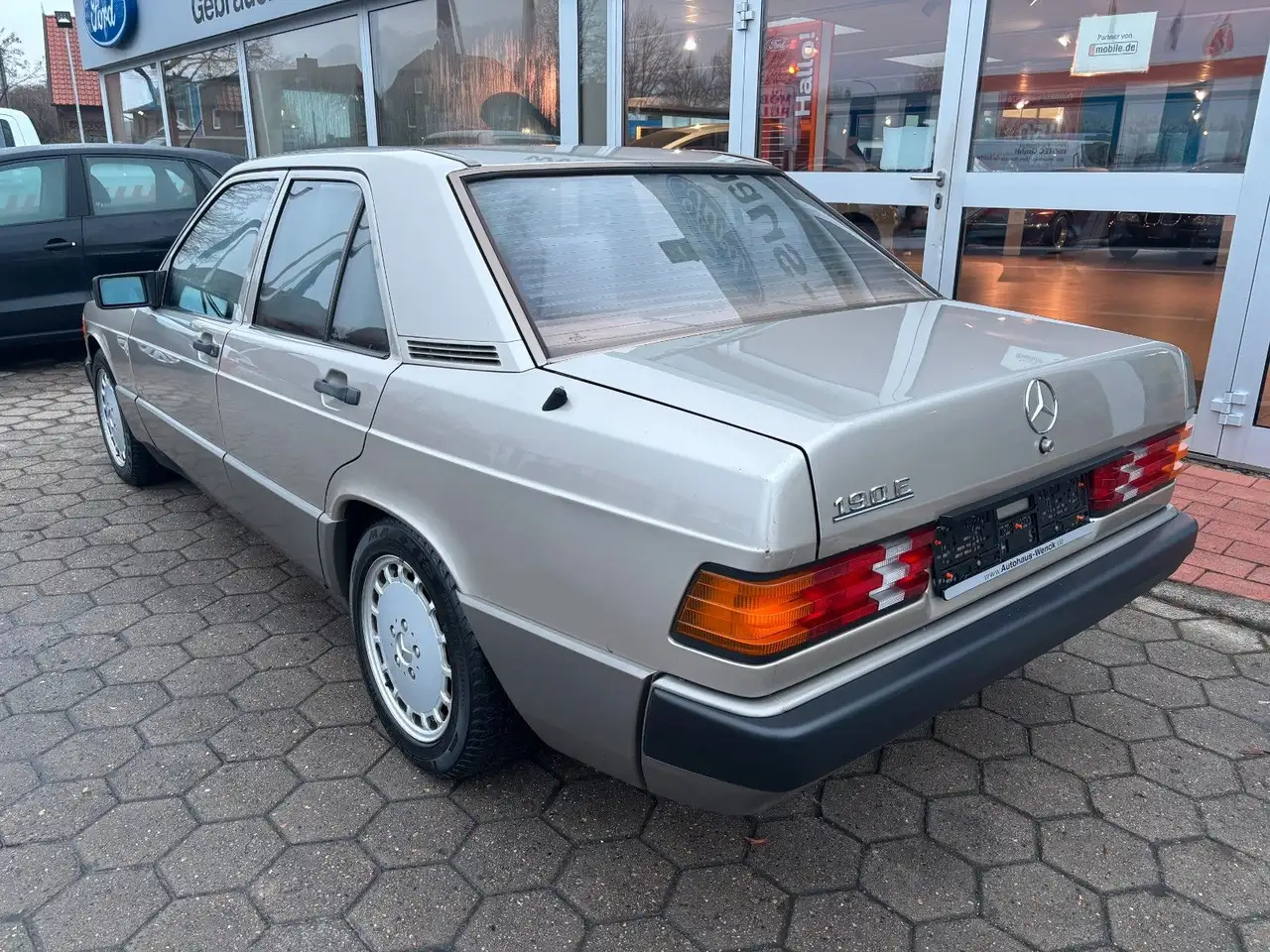 Mercedes-Benz 190 E 190*3.HAND*SERVO*el.SD*HU NEU*, foto 7