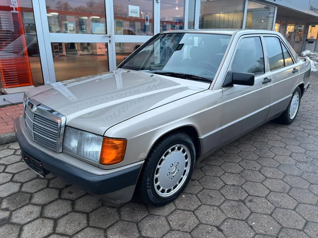 Mercedes-Benz 190 E 190*3.HAND*SERVO*el.SD*HU NEU*, foto 2