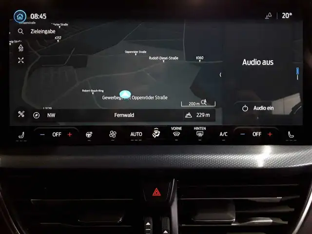 Ford Focus view 12