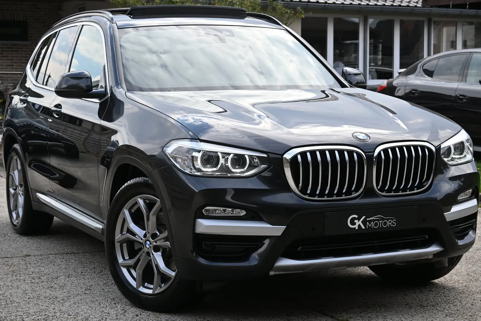 BMW X3 2.0dA sDrive18d X-Line PANO Camera Trekhaak FULL ! Gris - 1