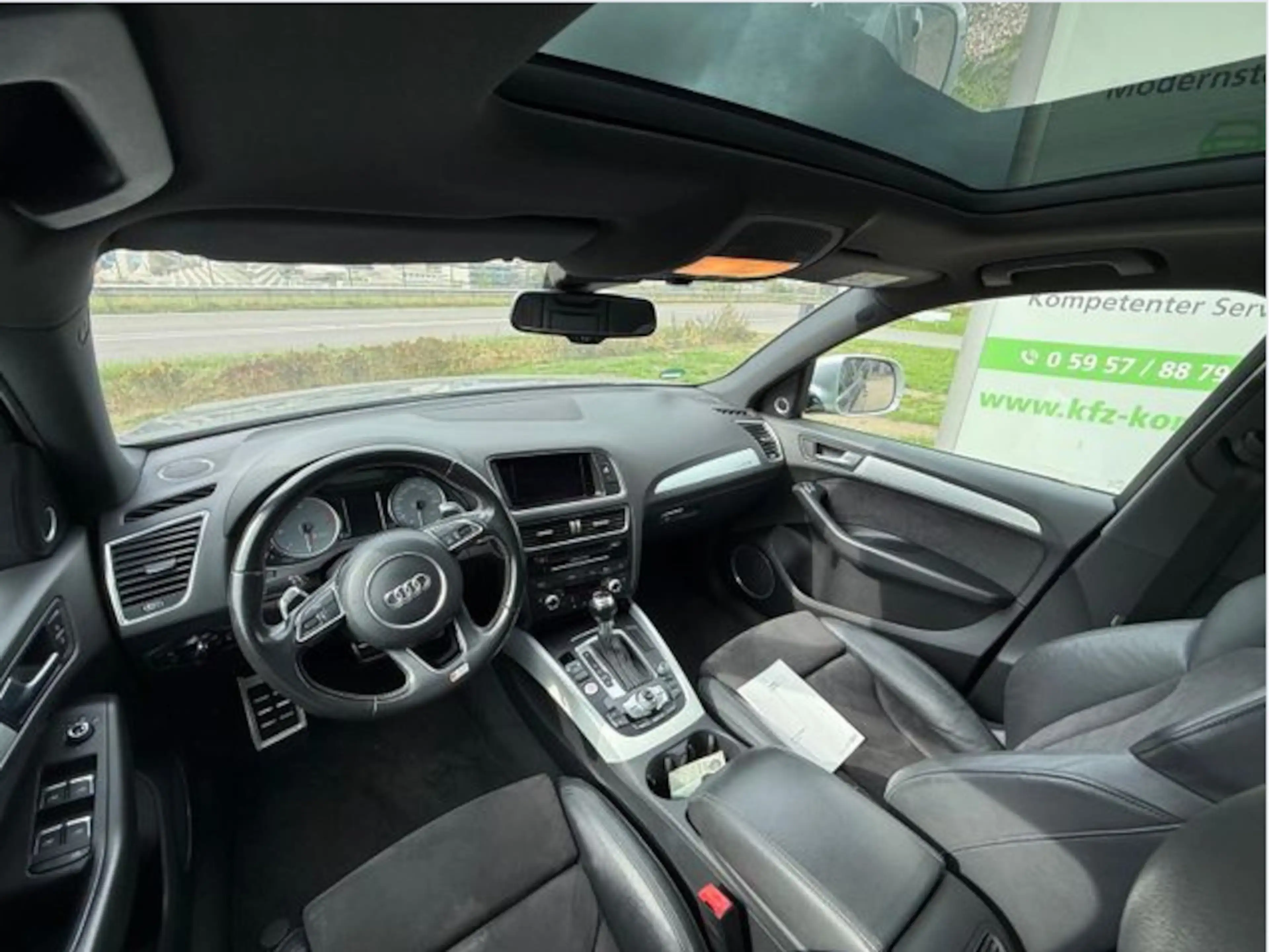Audi SQ5 3.0 TDI quattro Pano Standheizung AHK 1.Hand — photo 4