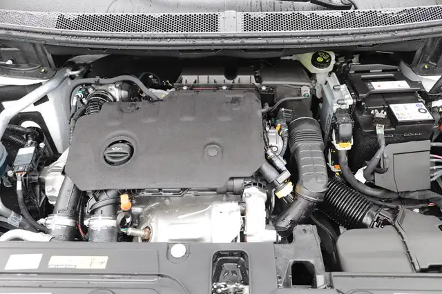Peugeot 5008 view 14