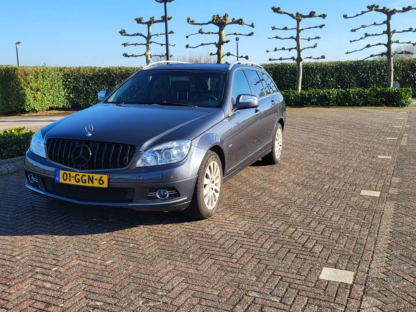 Mercedes-Benz C 230 C 230 Avantgarde Grau - 2