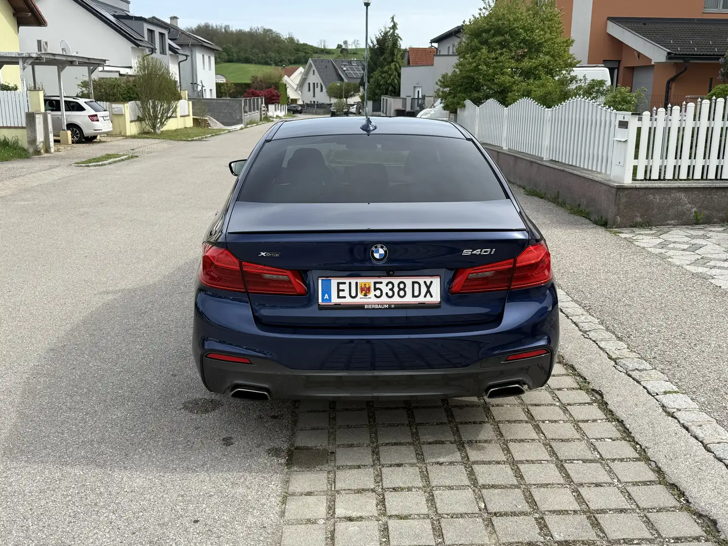 BMW 540 540i M Paket - 2