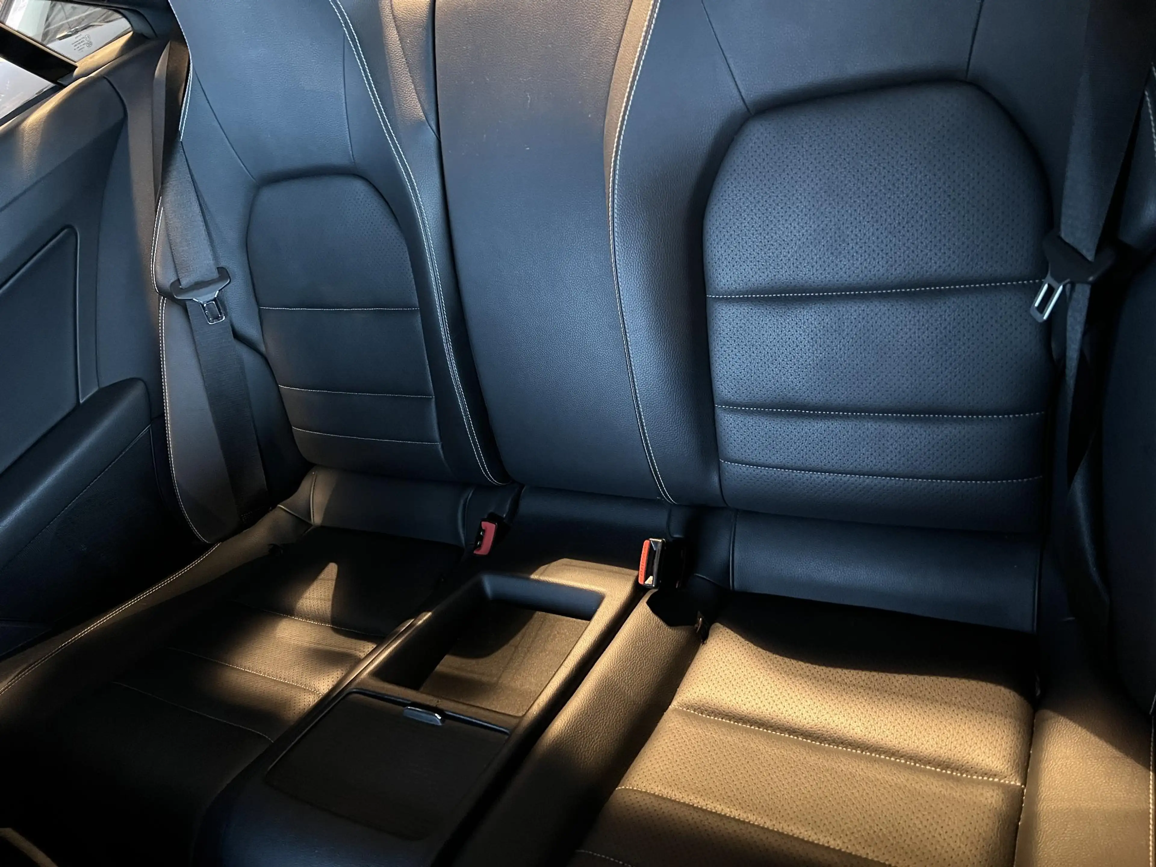 Mercedes-Benz E 250 Coupé CGI Elegance 7G-tronic automaat — photo 13