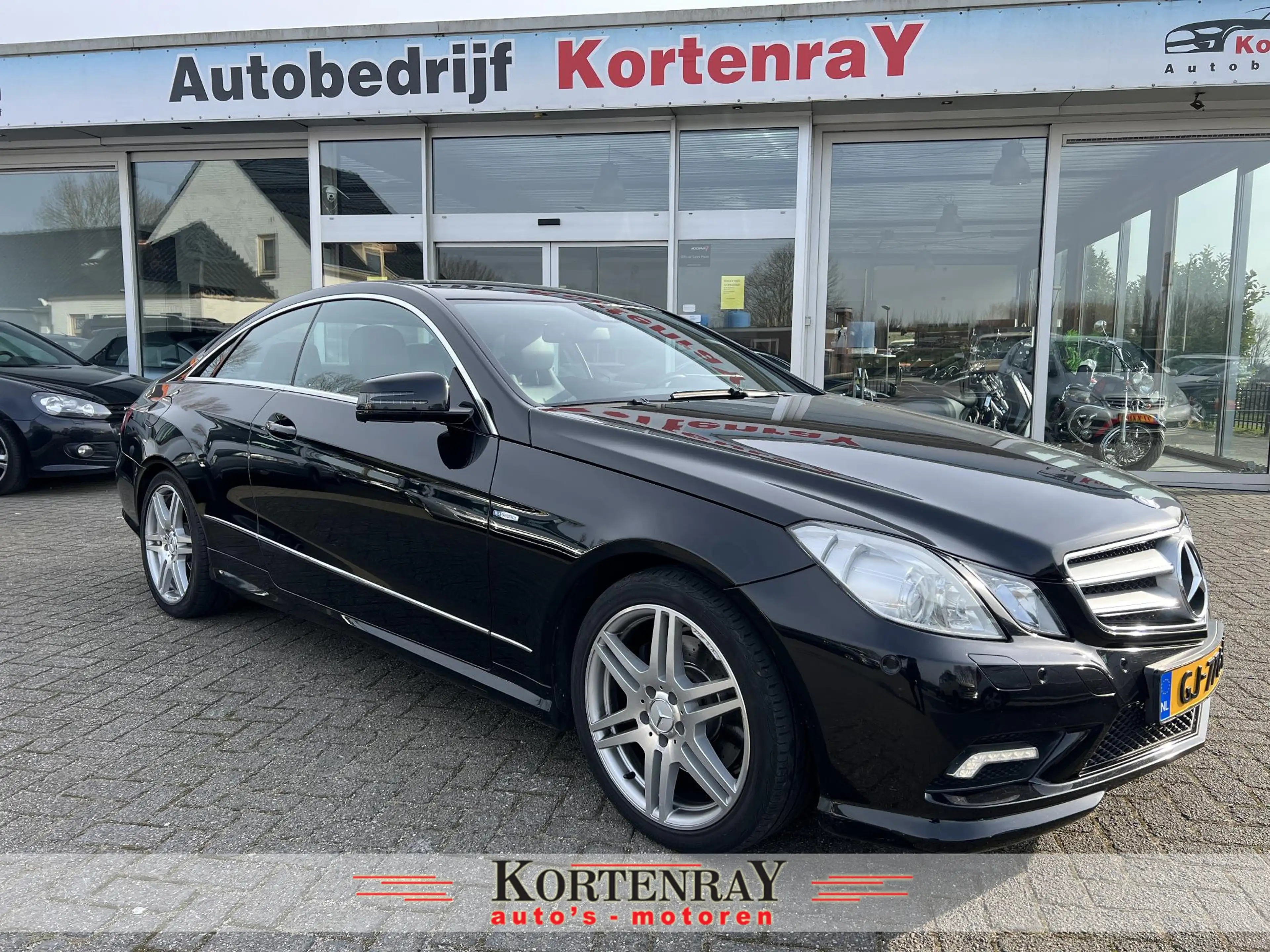 Mercedes-Benz E 250 Coupé CGI Elegance 7G-tronic automaat