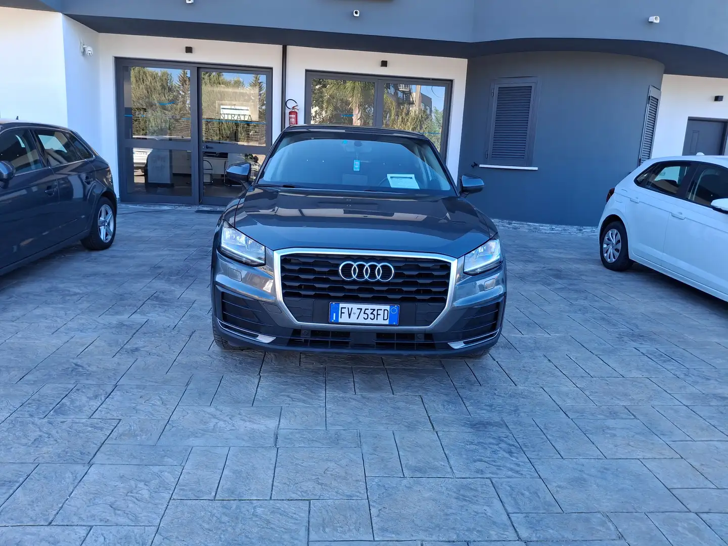 Audi Q2 Q2 30 1.6 tdi Business Design s-tronic Gris - 2