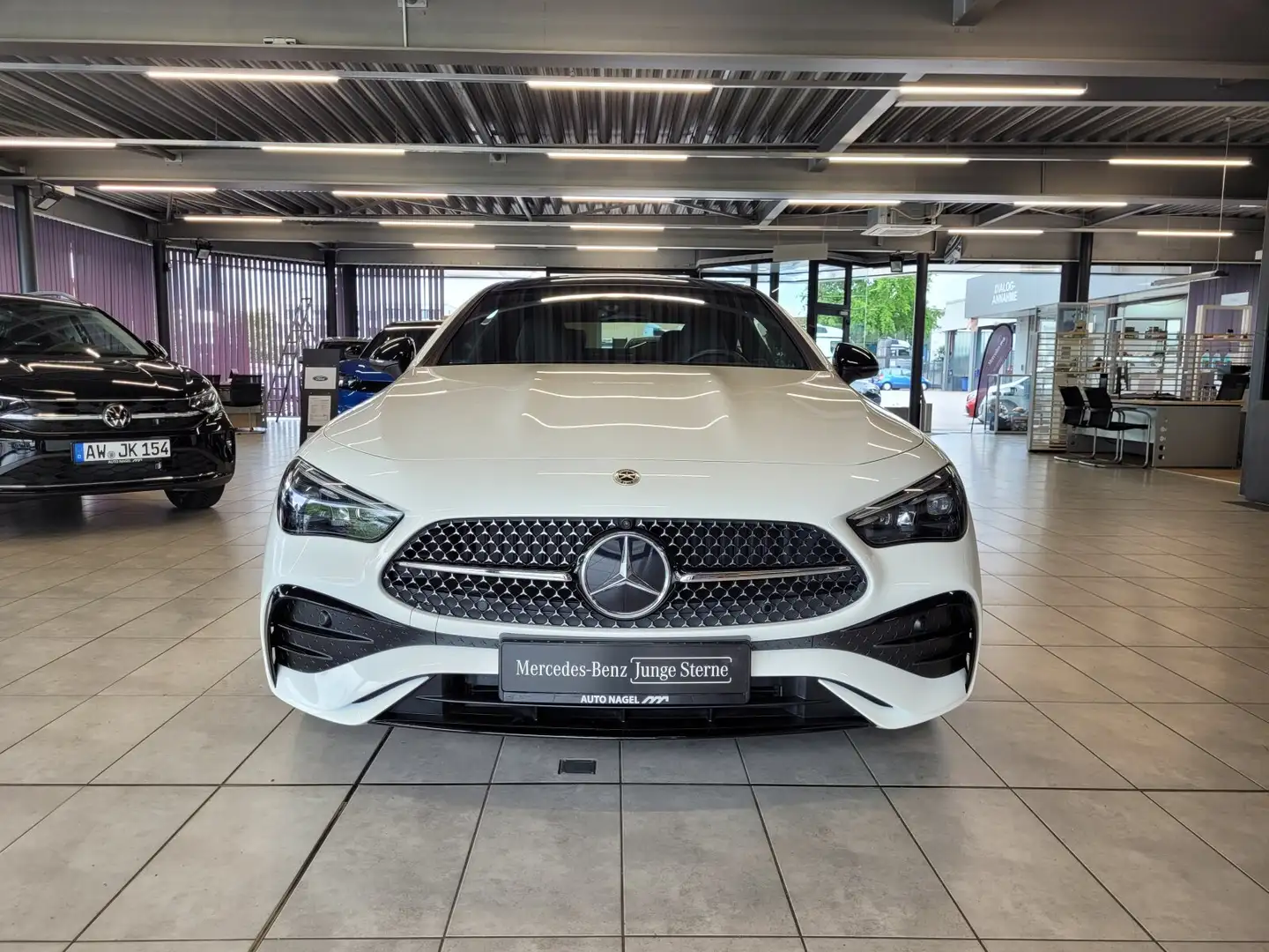 Mercedes-Benz CLE 200 CLE 200 AMG Line Premium PSD+Distronic+Night+360 Negru - 2