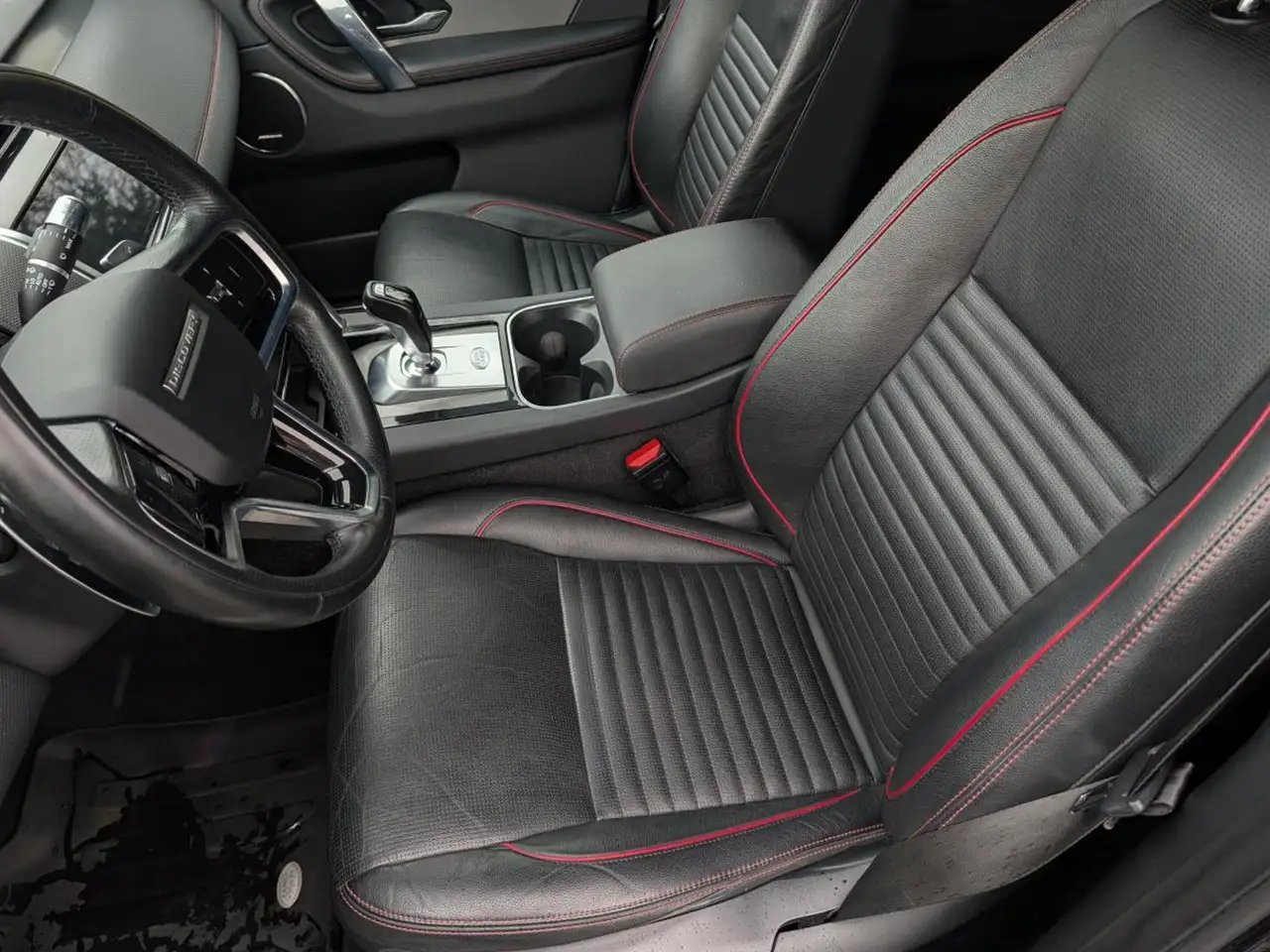 Land Rover Discovery Sport снимка Land Rover Discovery Sport