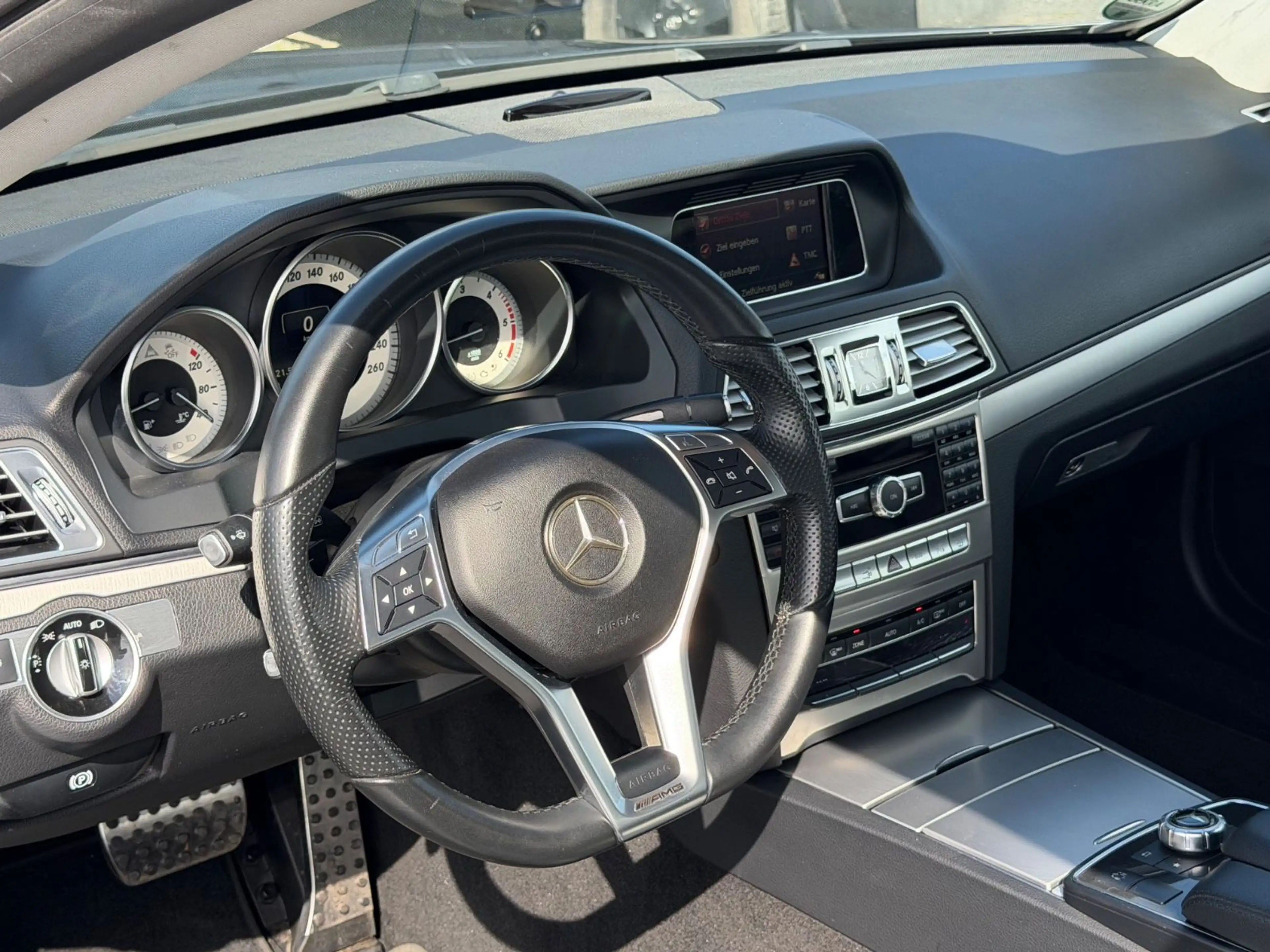 Mercedes-Benz E 250 Coupe CDI BlueEfficiency — photo 9
