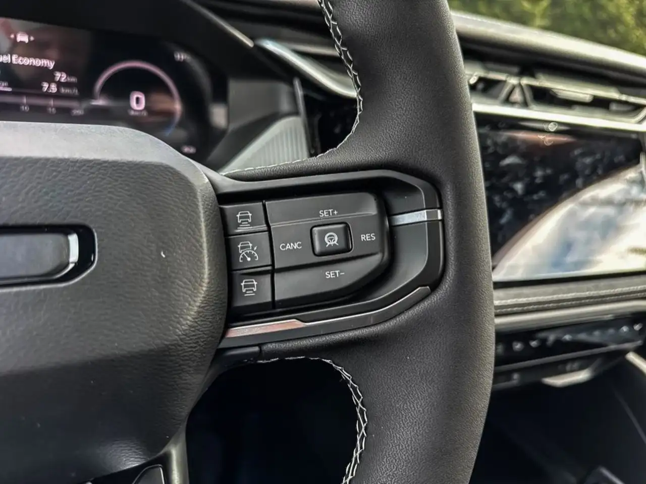 Jeep Cherokee снимка Jeep Cherokee