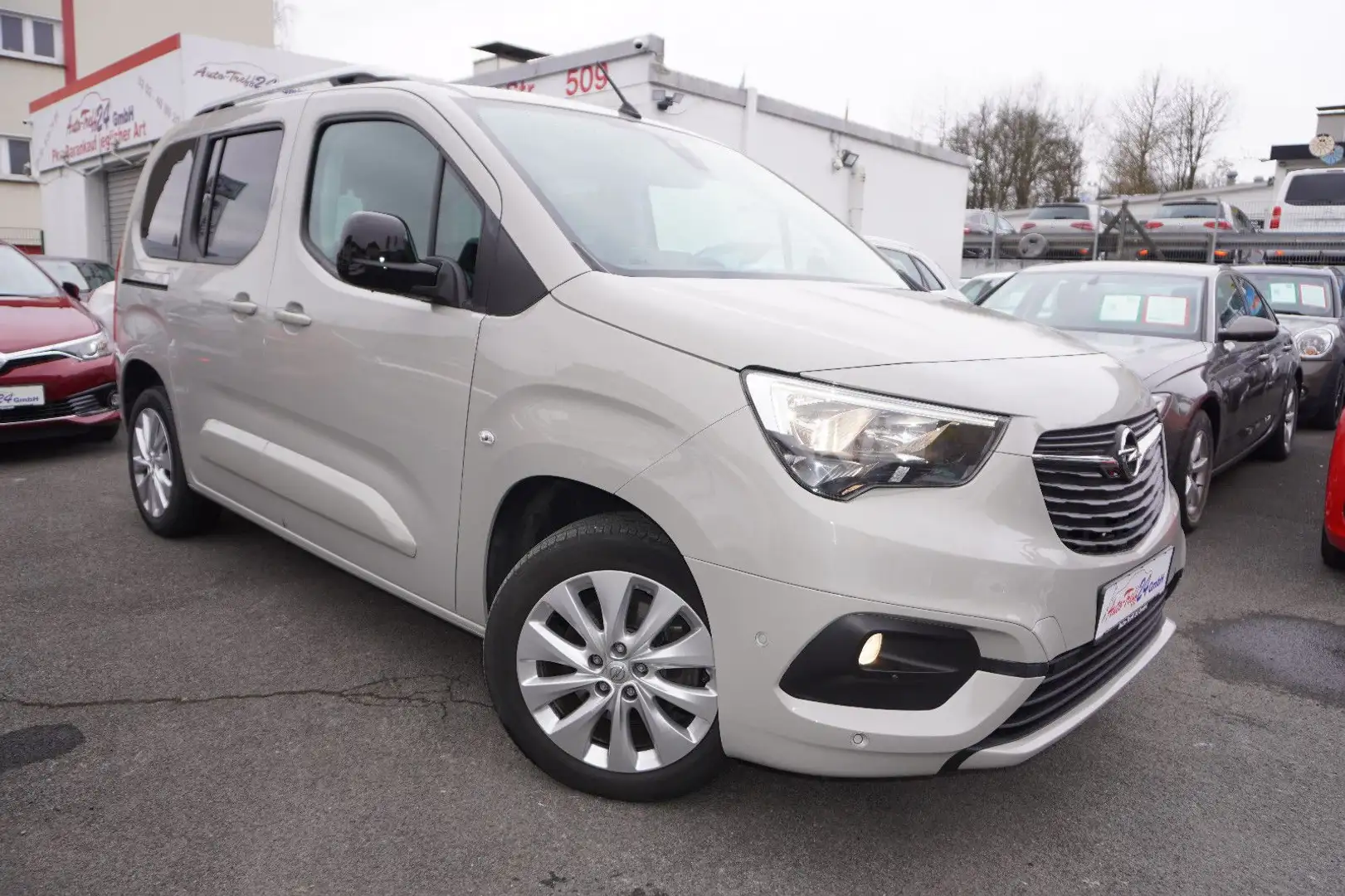 Opel Combo Life Ultimate*Navi*Assistenz-Paket*180°Kam Grau - 1