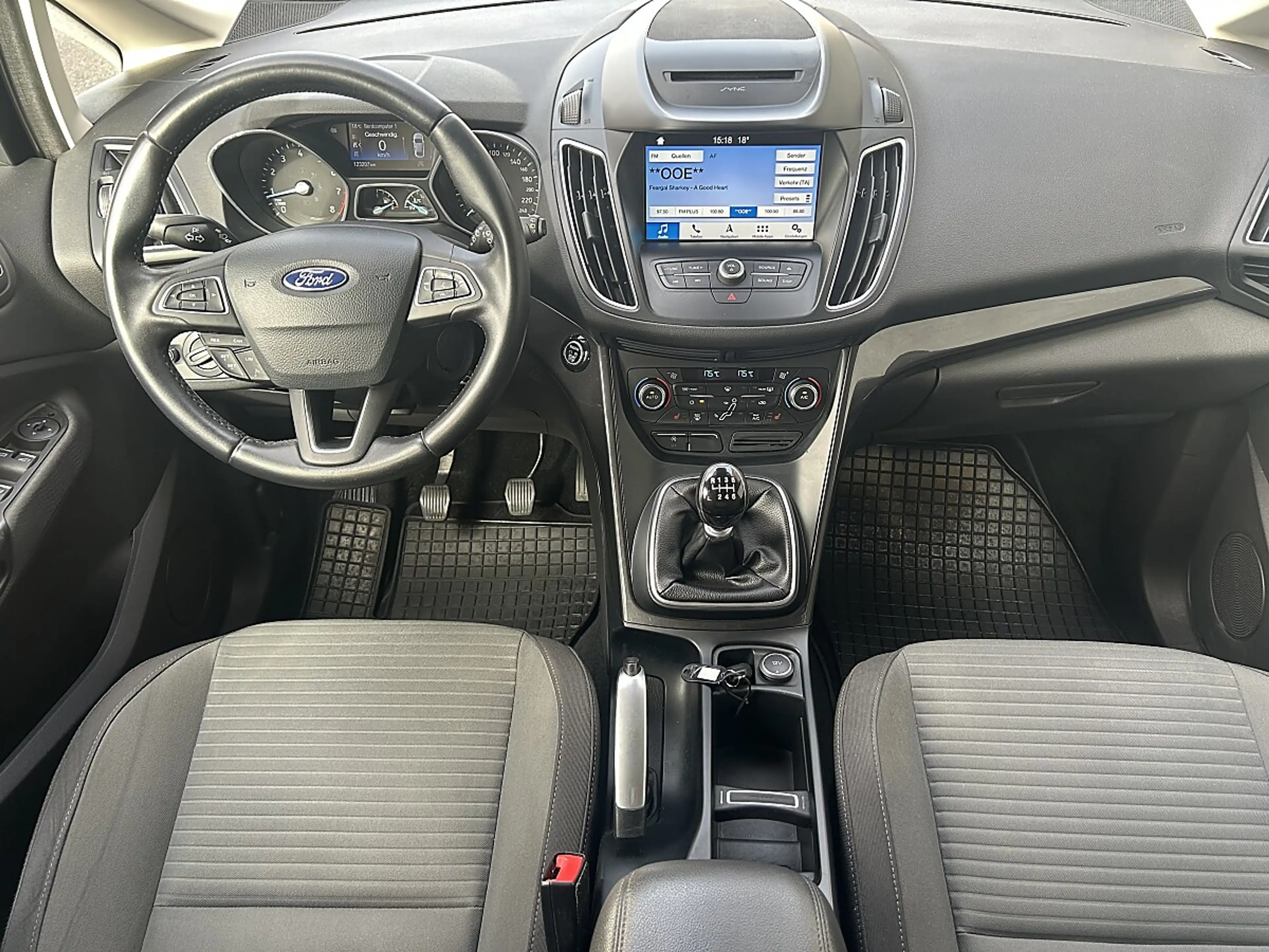 Ford Grand C-Max Grand C-MAX Titanium 1,5 EcoBoost S/S /TEMPOMAT... — photo 8