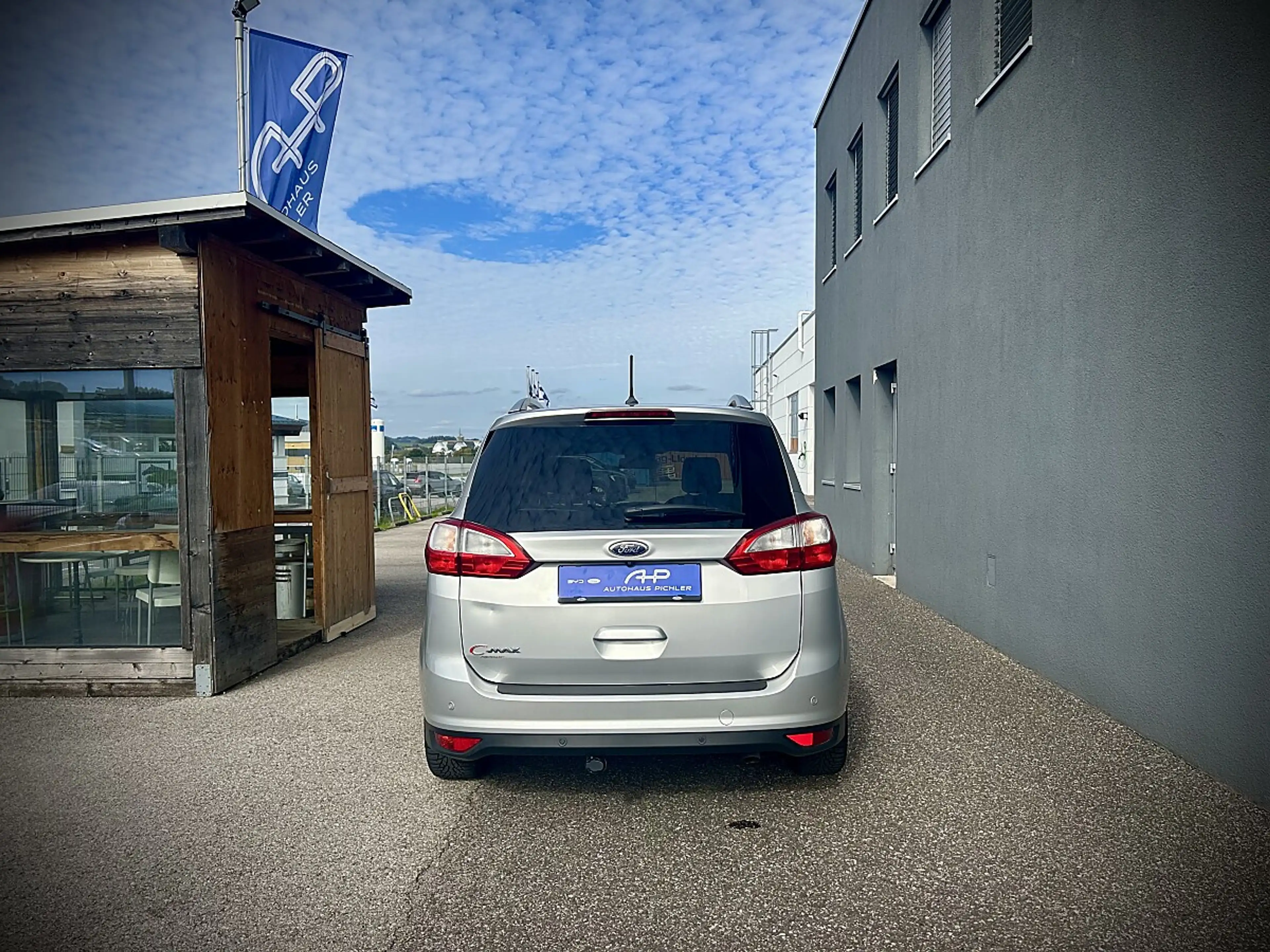 Ford Grand C-Max Grand C-MAX Titanium 1,5 EcoBoost S/S /TEMPOMAT... — photo 14