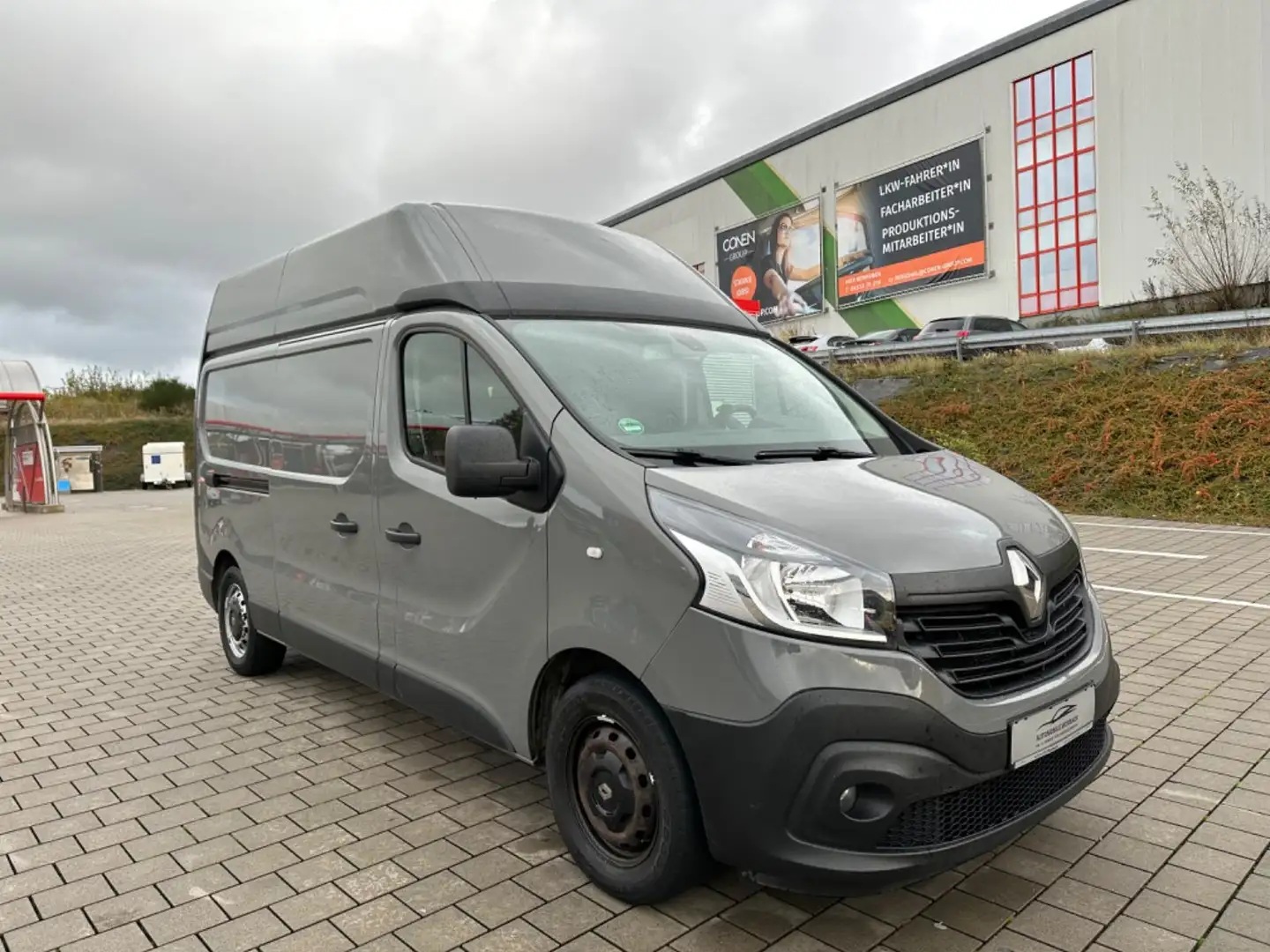 Renault Trafic Kasten L2H2 2,9t Komfort*KLIMA*AHK*PDC*1H Gris - 1