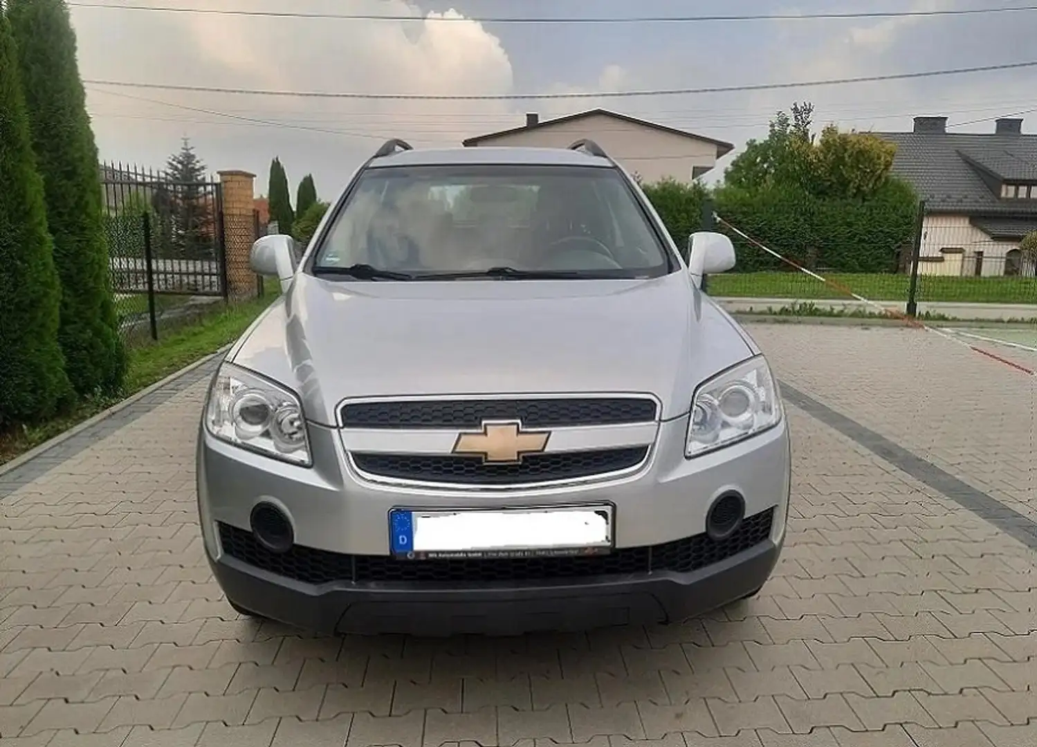 Chevrolet Captiva 2.4 2WD 7 Sitzer LS Grijs - 2