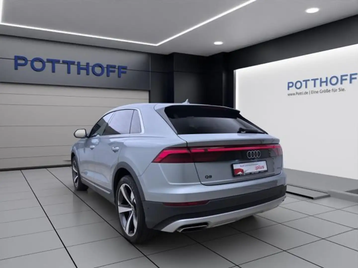 Audi Q8 45 TDI Q AHK MATRIX HuD SITZHZG KLIMA Silber - 2