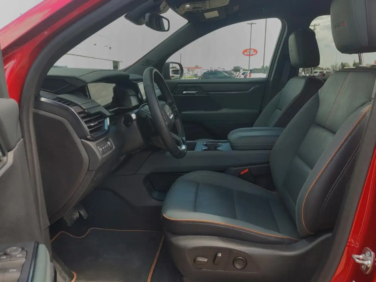 GMC Acadia снимка GMC Acadia