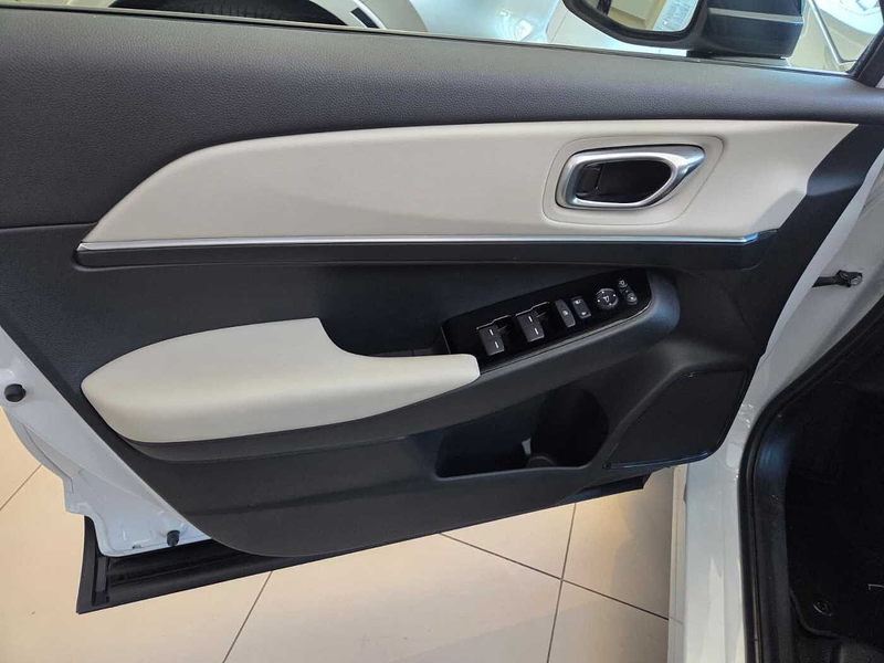 Honda HR-V Hybrid e:HEV 1.5 i-MMD Advance Style — photo 13